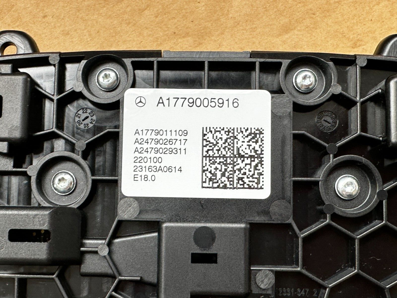 MERCEDES BENZ A-KLASS TOUCHPAD CONTROLER A1779005916 Fast Neu dem v Test Car ... - Obrázek 15