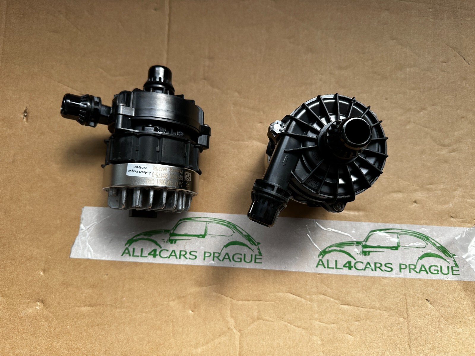 MERCEDES-BENZ ZUSATZWASSERPUMPE KÜHLMITTELPUMPE A0005000801 ORIG.M.BENZ NEW !! - Obrázek 7