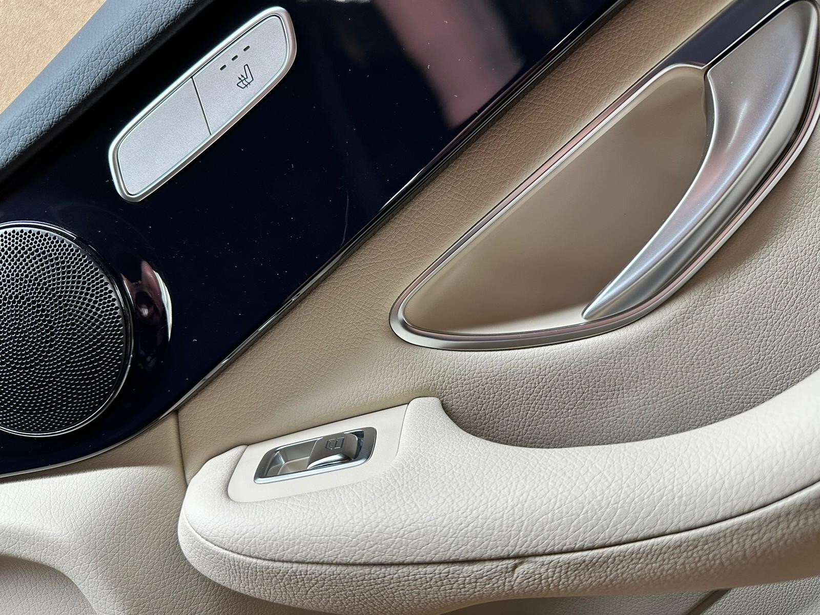 MERCEDES GLC X253 TÜRVERKLEIDUNG VORNE RECHTS SCHWARZ A2057200295 - Obrázek 5