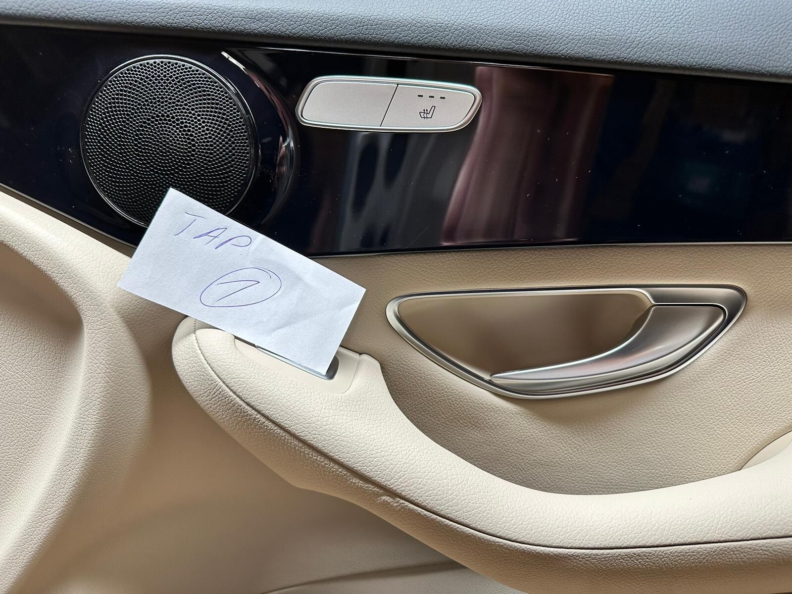 MERCEDES GLC X253 TÜRVERKLEIDUNG VORNE RECHTS SCHWARZ A2057200295 - Obrázek 6