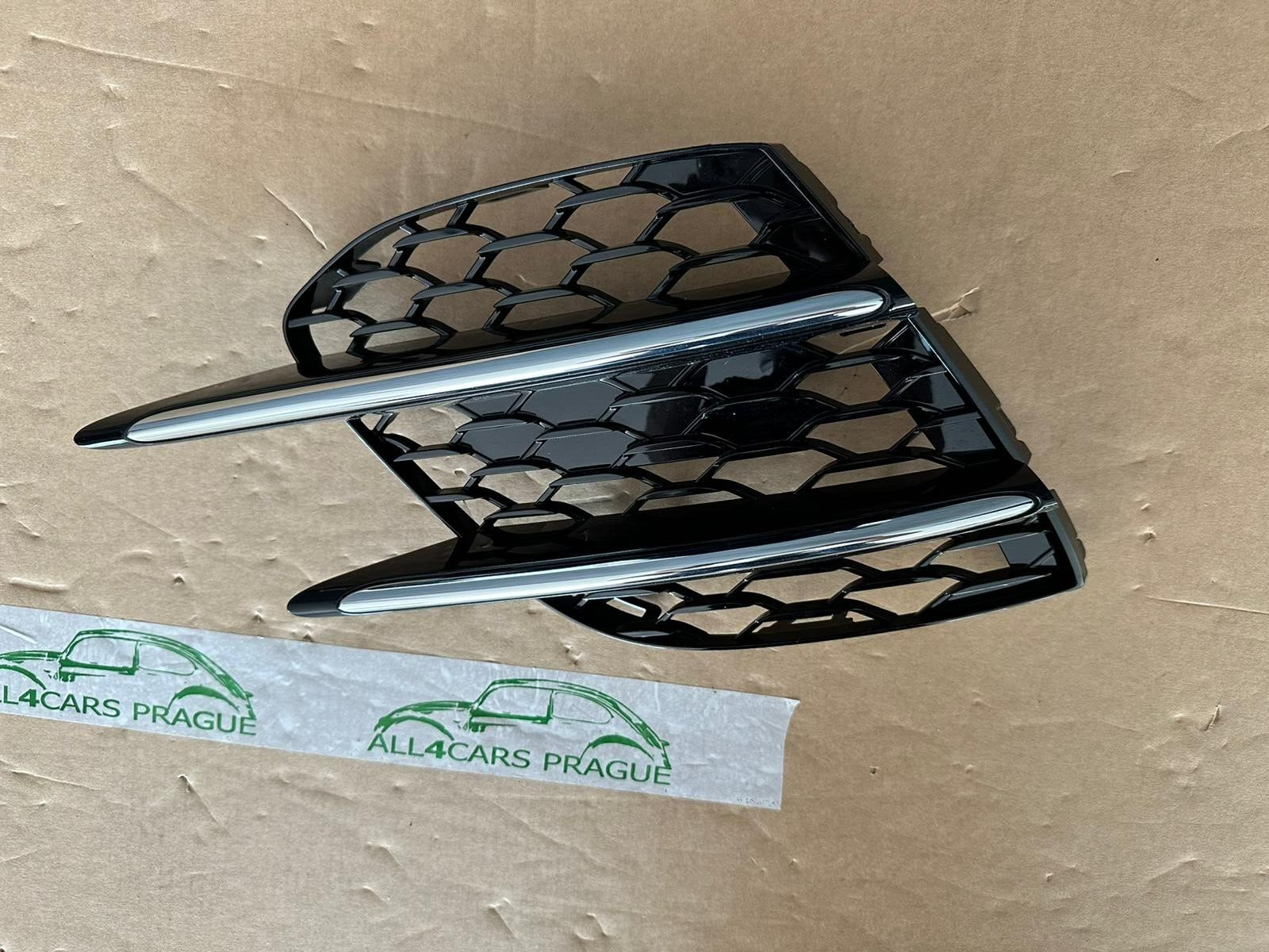 MERCEDES S-KLASS 223 STOSSFÄNGER-LÜFTUNGSGITTER LINKS VORN A2238851801 Fast Neu - Obrázek 3