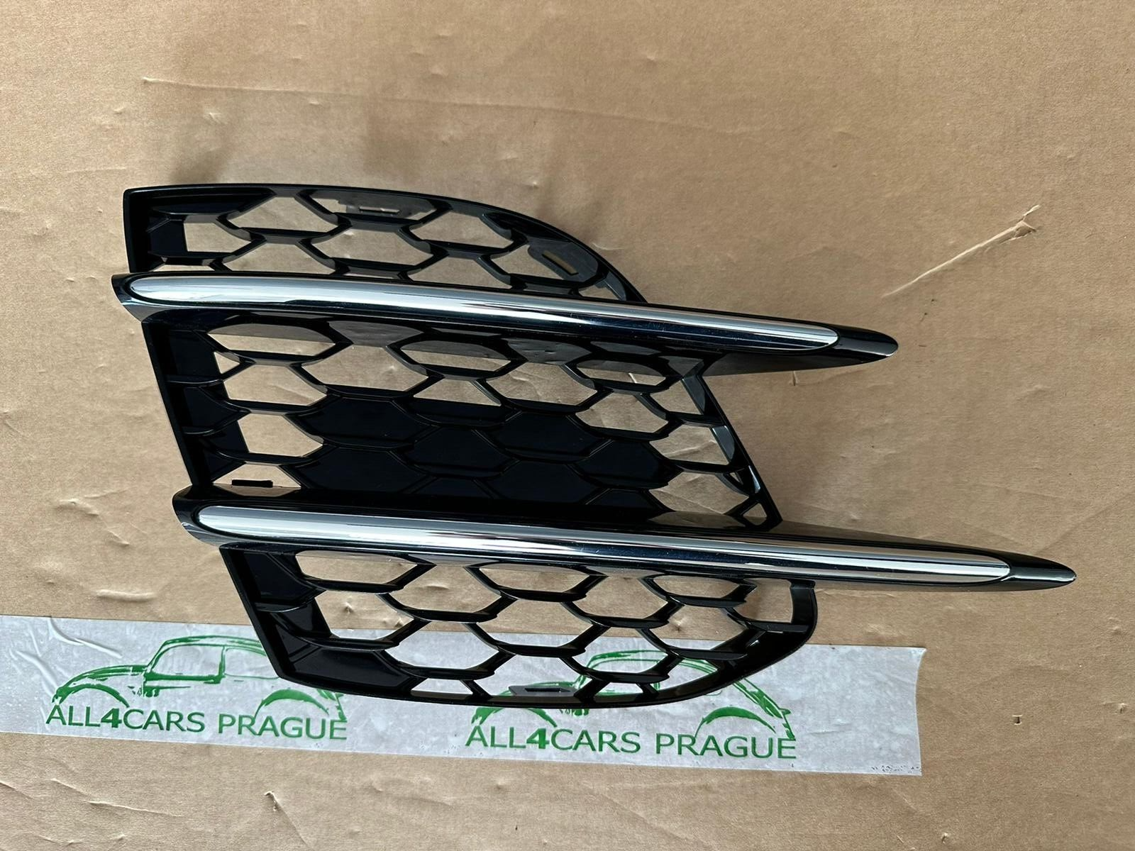 MERCEDES S-KLASS 223 STOSSFÄNGER-LÜFTUNGSGITTER LINKS VORN A2238851801 Fast Neu