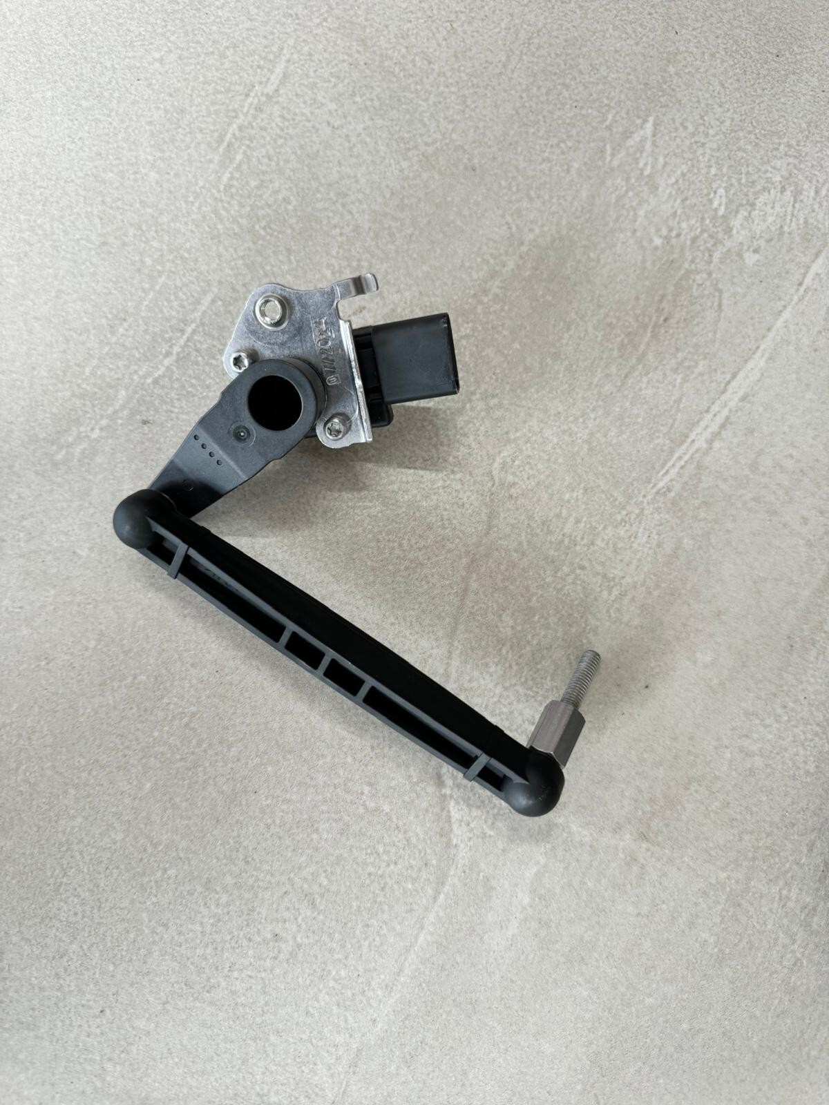 PORSCHE CAYENNE 9YA-2 HÖHENSENSOR NIVEAU REGULIERUNG 9Y0941310A ORIG.NEU!!! - Obrázek 7