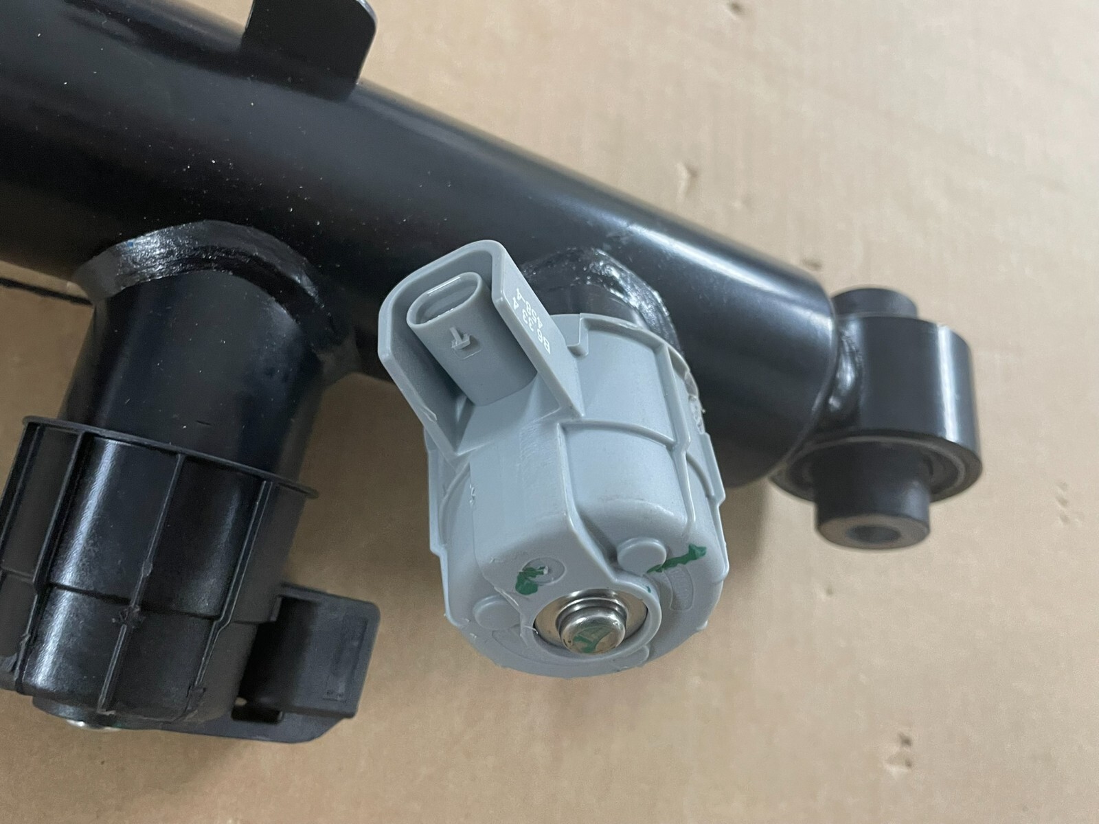 PORSCHE CAYENNE 9YA-2 STOSSDÄMPFER ELEKTRISCH HINTER RECHTS 9Y0513028F ORIG NEU - Obrázek 16