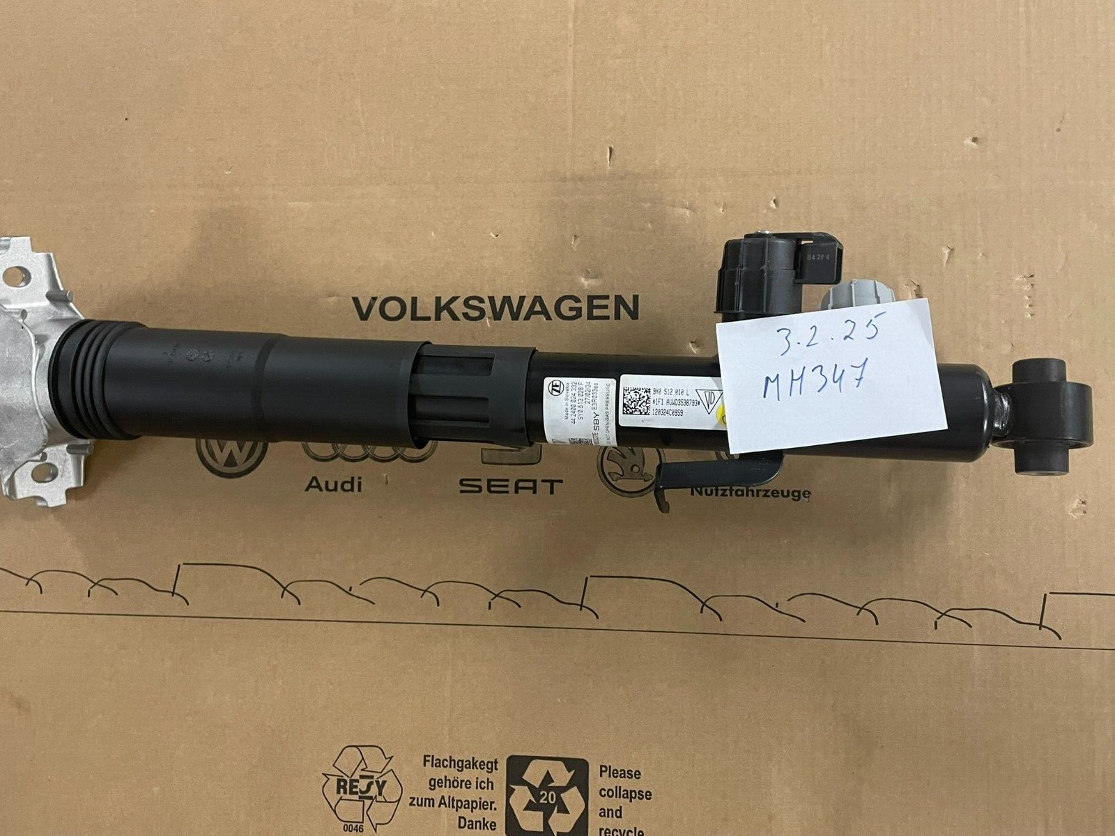 PORSCHE CAYENNE 9YA-2 STOSSDÄMPFER ELEKTRISCH HINTER RECHTS 9Y0513028F ORIG NEU - Obrázek 24