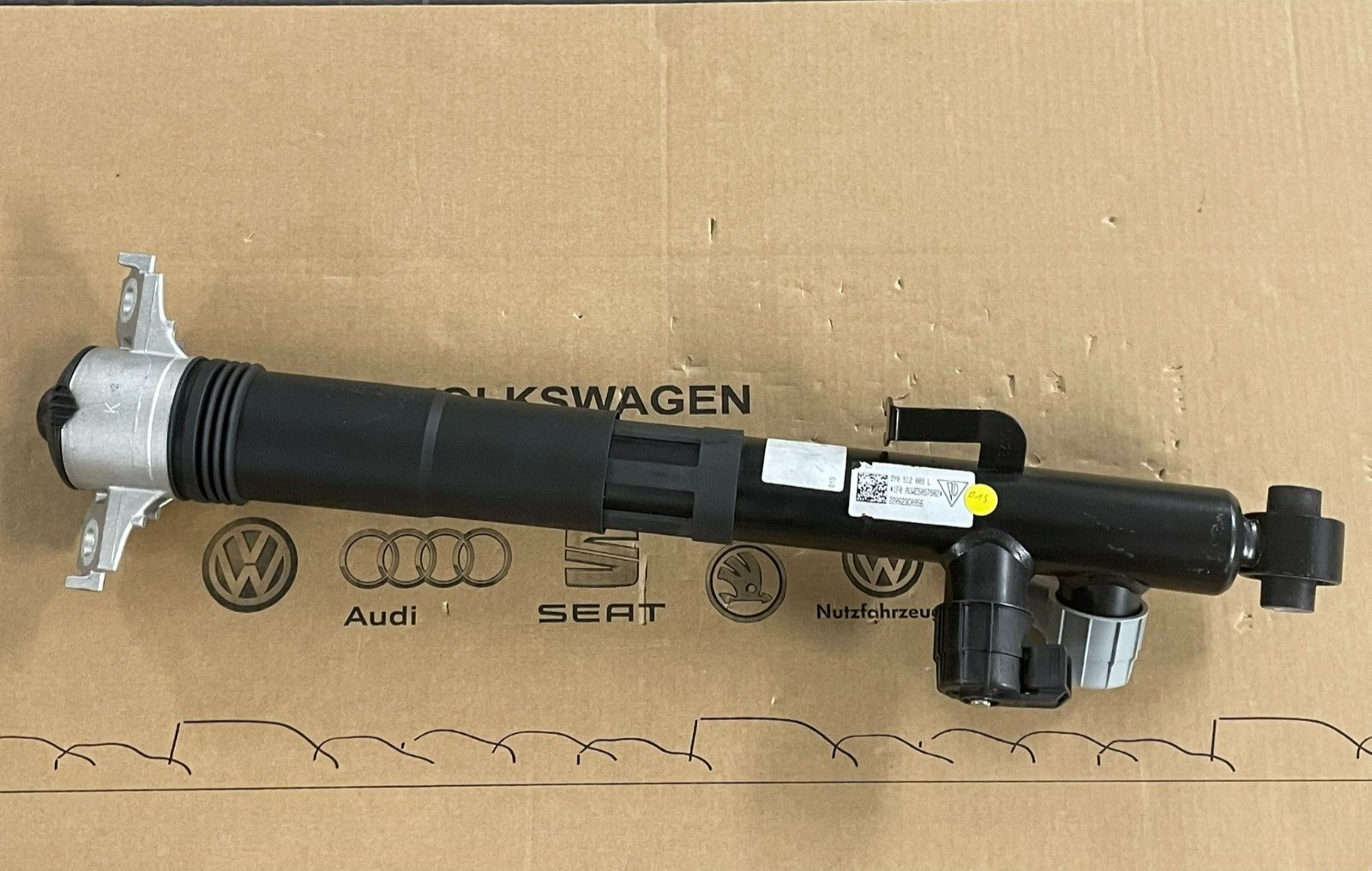 PORSCHE CAYENNE 9YA-2 STOSSDÄMPFER ELEKTRISCH HINTERACHSE LINKS 9Y0513027F NEU