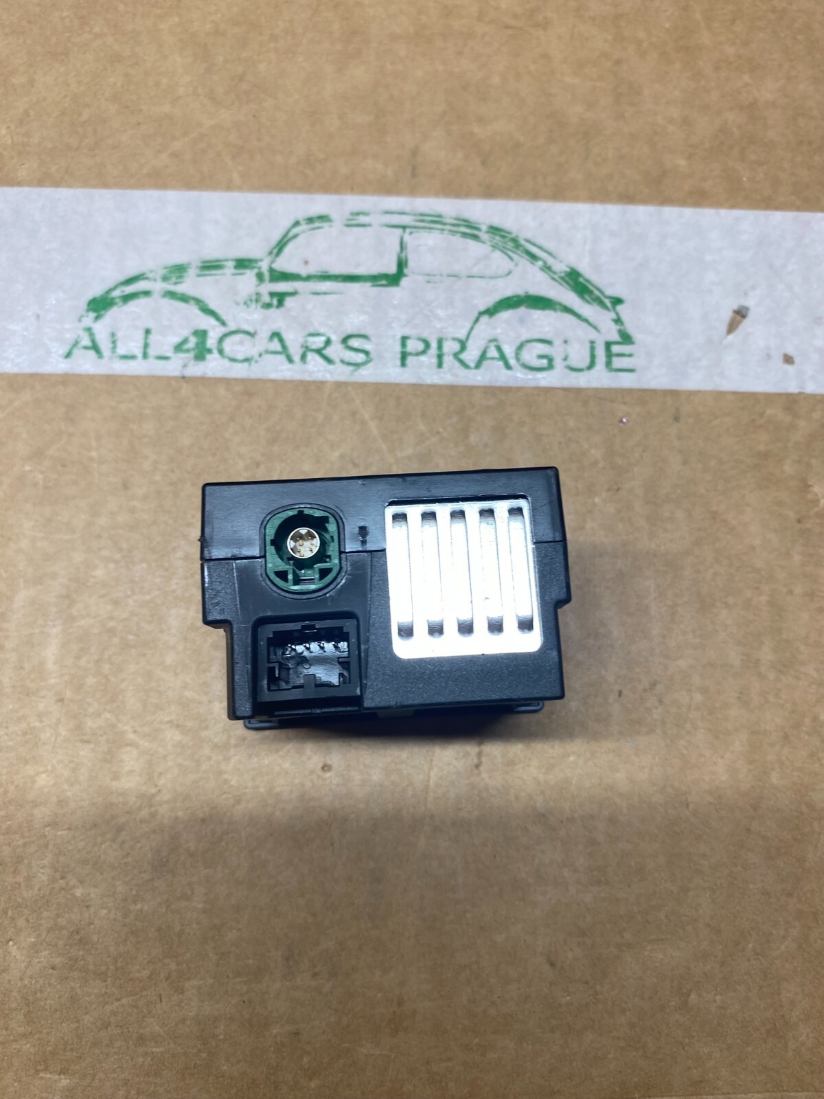 PORSCHE CAYENNE MACAN MULTIMEDIA SCHNITTSTELLE USB-C BUCHSEN 9Y0035736A Fast Neu - Obrázek 4