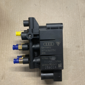 PORSCHE PANAMERA LUFTFEDERUNG VENTILBLOCK VENTILEINHEIT 971616013C PORSCHE  NEU