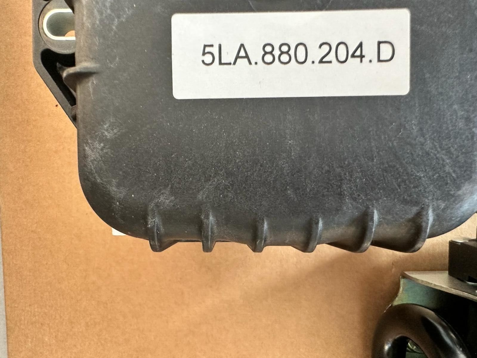 SKODA ENYAQ SICHERHEITSGURT VORN 5LA857705E + 5LA857706E +AIRBAG 5LA880204D NEU - Obrázek 10