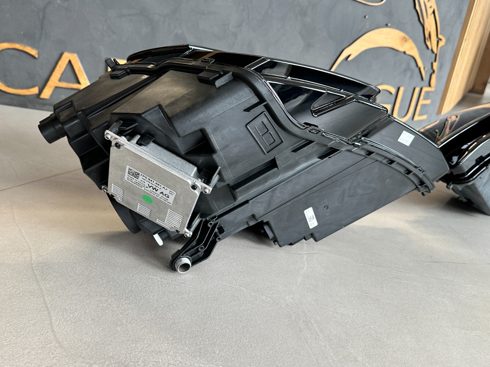 SKODA KAROQ HEADLIGHTS SET L+R 57B941015D-57B941016D FAST NEU DEM TEST CAR ORIG! - Obrázek 18