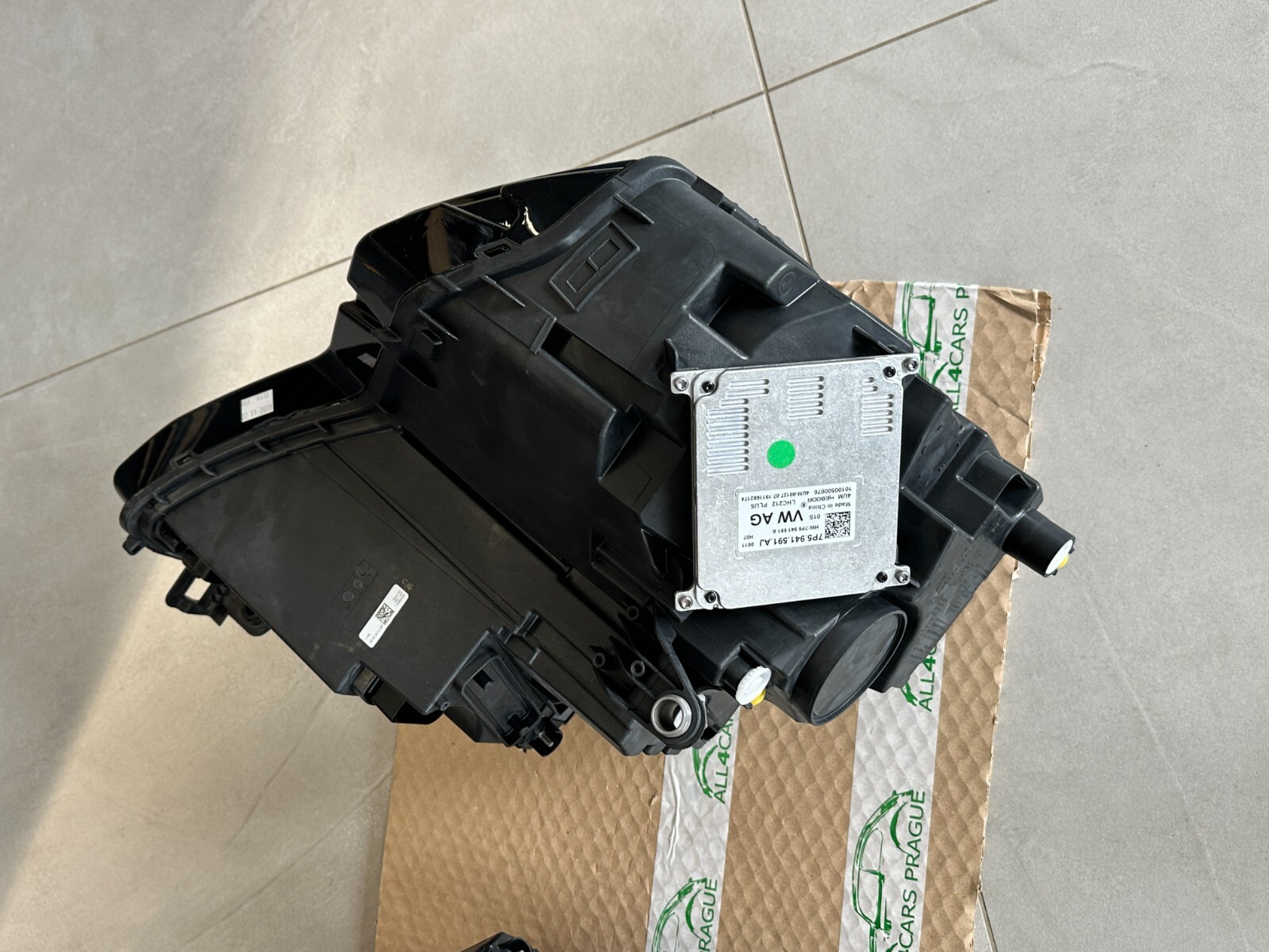 SKODA KAROQ HEADLIGHTS SET L+R 57B941015D-57B941016D FAST NEU DEM TEST CAR ORIG! - Obrázek 21