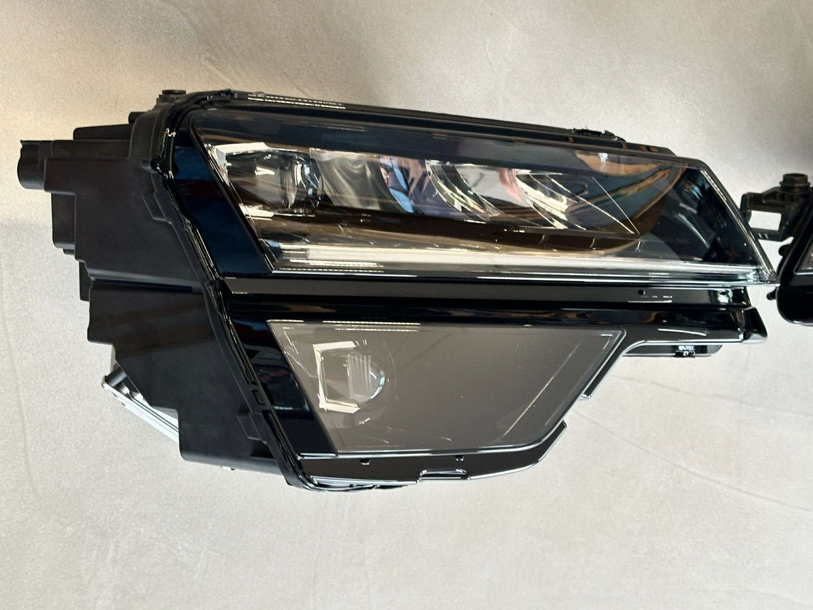 SKODA KAROQ HEADLIGHTS SET L+R 57B941015D-57B941016D FAST NEU DEM TEST CAR ORIG! - Obrázek 6