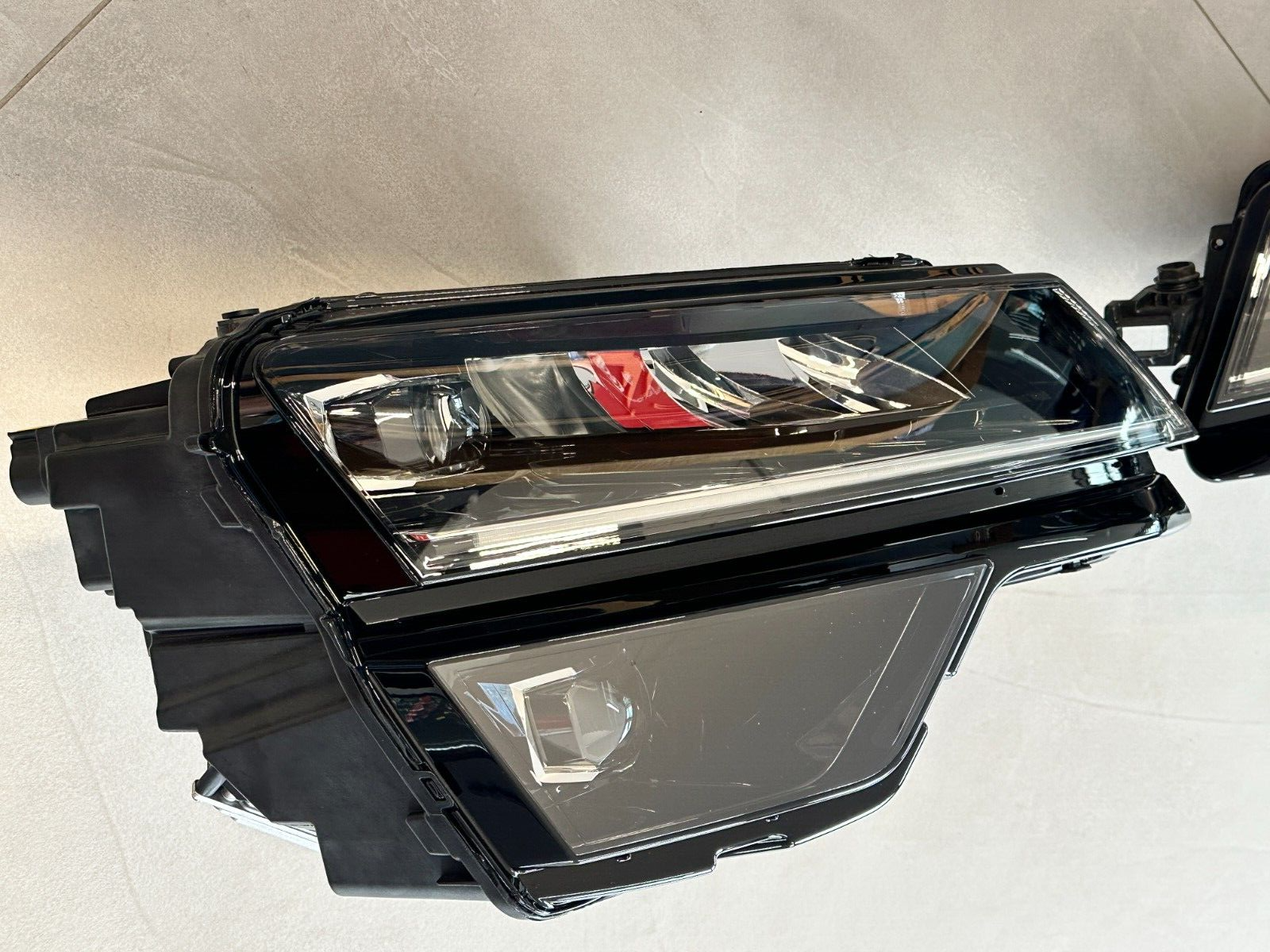 SKODA KAROQ HEADLIGHTS SET L+R 57B941015D-57B941016D FAST NEU DEM TEST CAR ORIG! - Obrázek 8