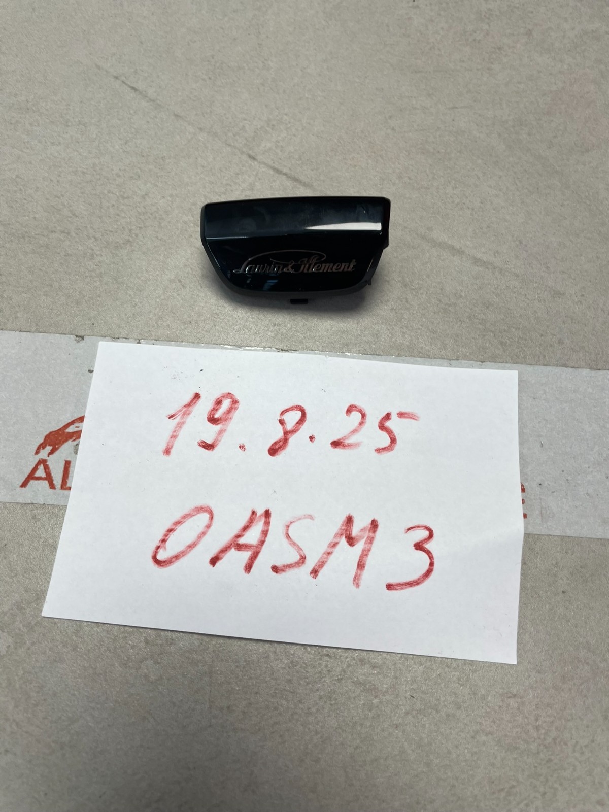 ŠKODA L&K-PLAKETTE FÜR ŠKODA 2-SPEICHEN-LENKRAD 5LA419685B ORIG.ŠKODA FAST NEU - Obrázek 12