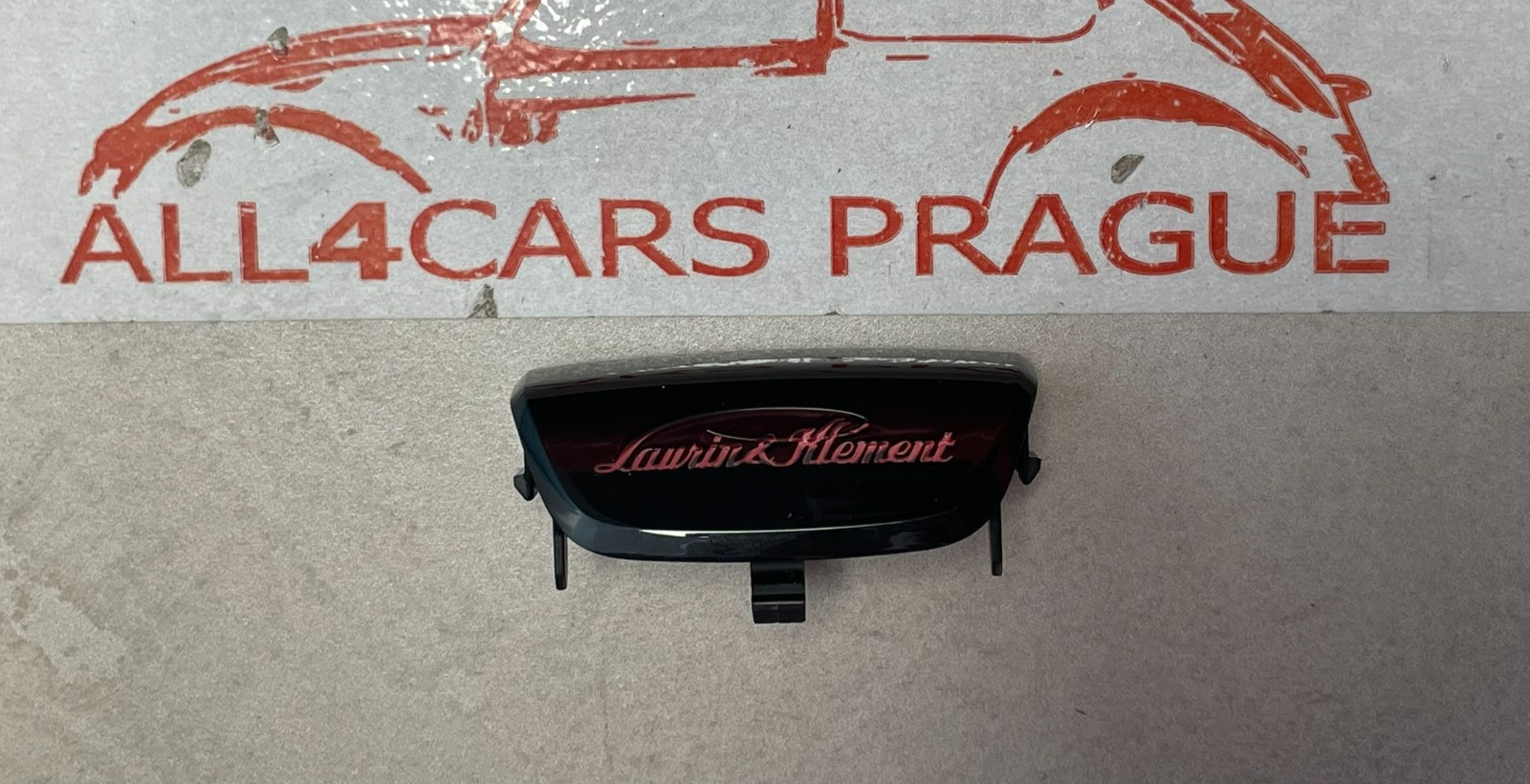 ŠKODA L&K-PLAKETTE FÜR ŠKODA 2-SPEICHEN-LENKRAD 5LA419685B ORIG.ŠKODA FAST NEU