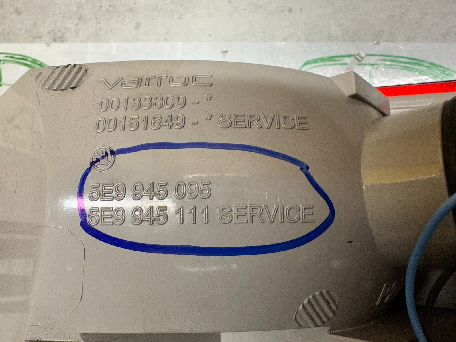 SKODA OCTAVIA III COMBI 2013-2017 RÜCKLEUCHTE 5E9945095 LED LINKS ORIGINAL SKODA - Obrázek 13