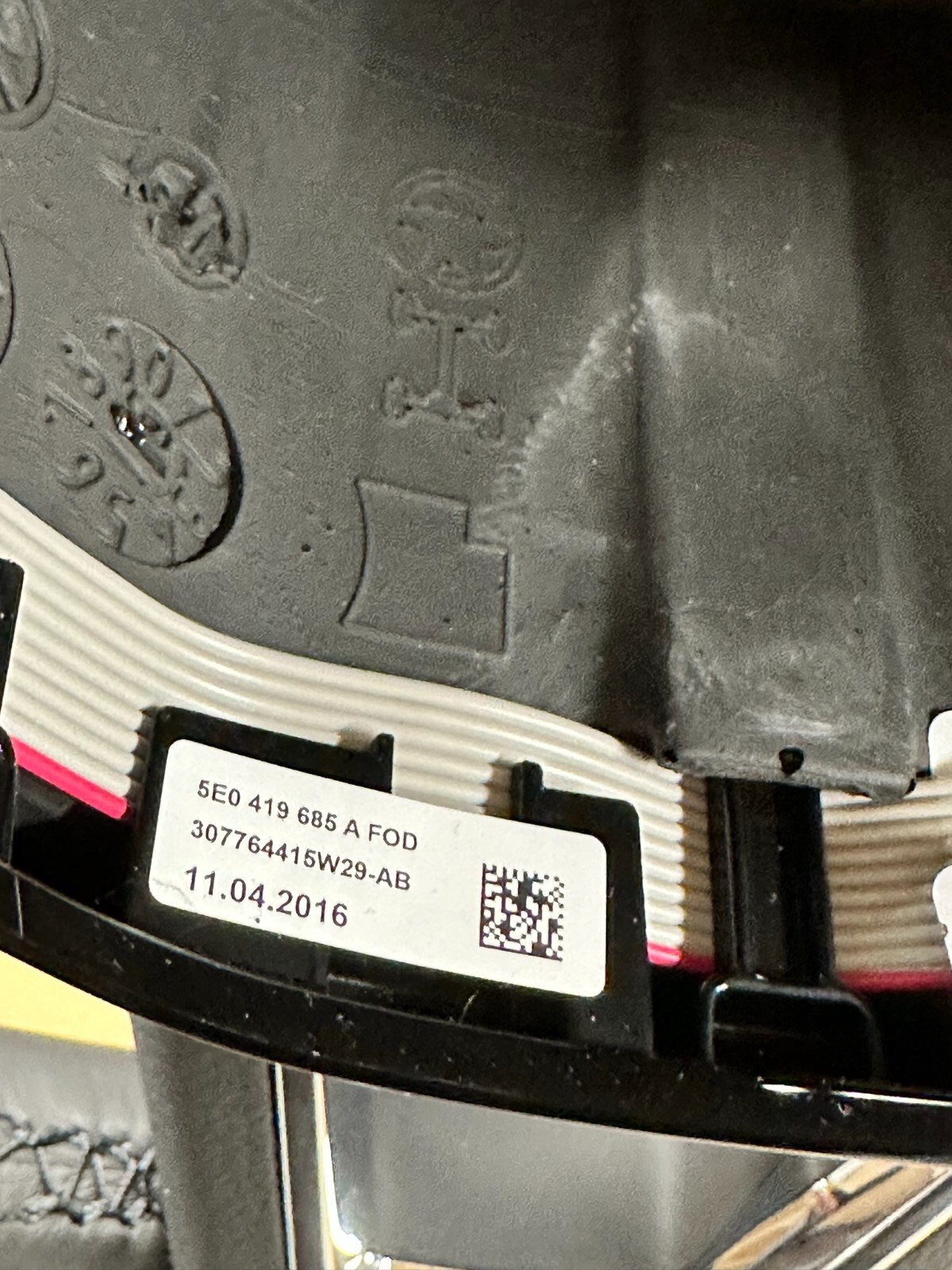 SKODA OCTAVIA III LENKRAD SCHALTWIPPEN MULTFUNKTION LEDER 3V0 ORIG.NEU!! - Obrázek 18