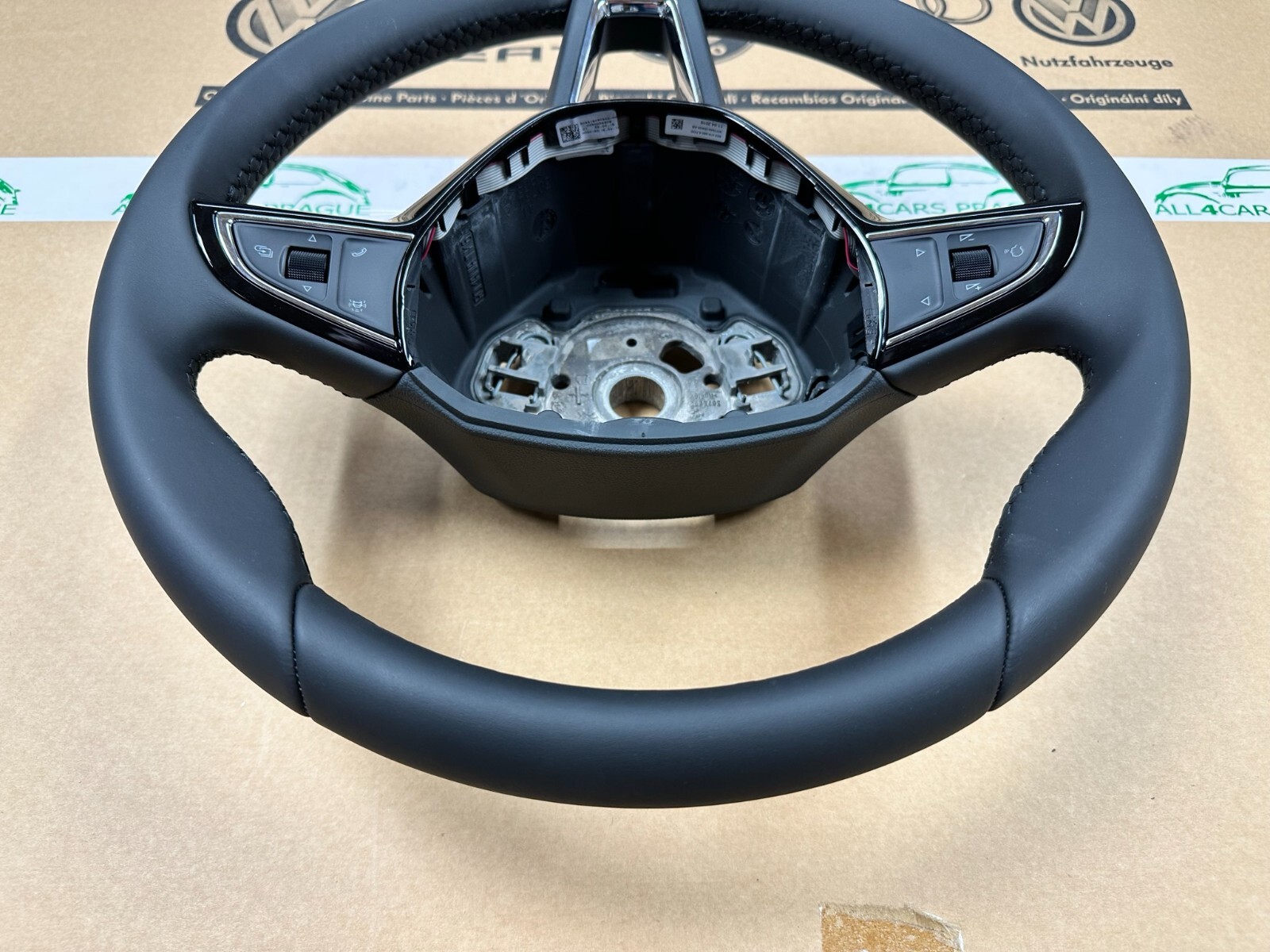 SKODA OCTAVIA III LENKRAD SCHALTWIPPEN MULTFUNKTION LEDER 3V0 ORIG.NEU!! - Obrázek 9