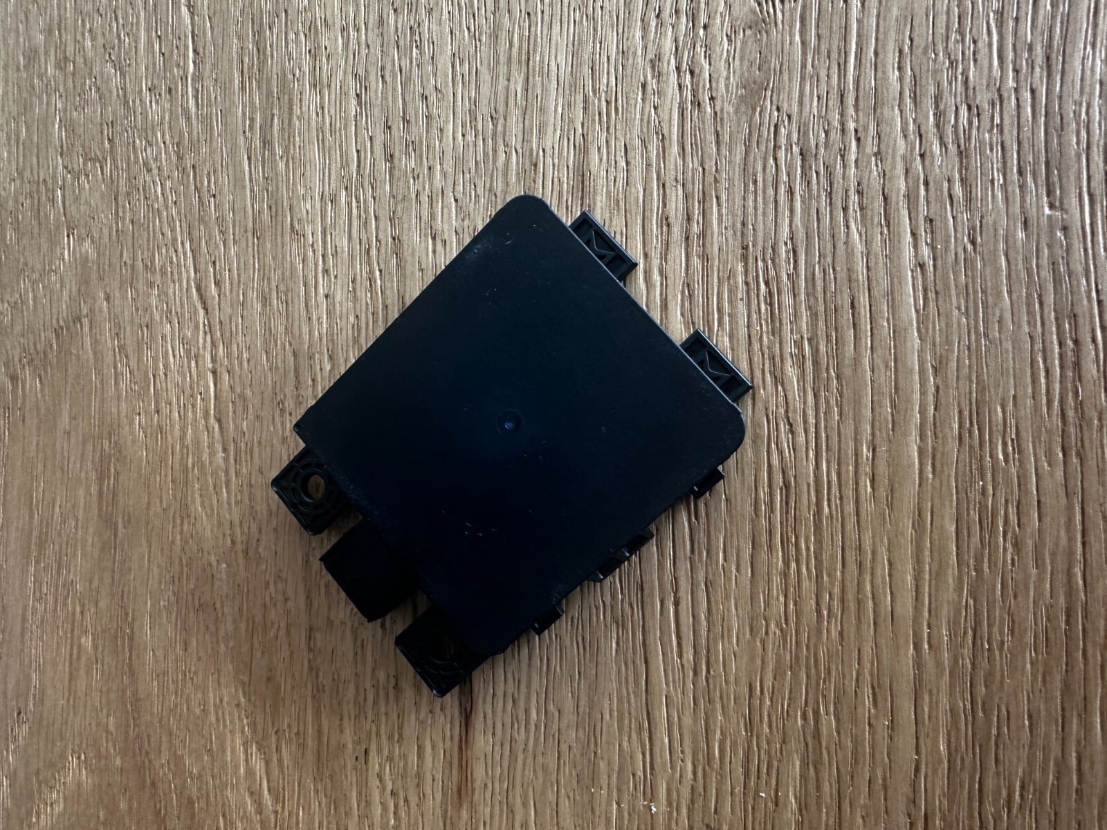 SKODA SUPERB KODIAQ 2024 ACC RADARSENSOR ABSTANDSREGELUNG 3WA907541D ORIG.NEU !! - Obrázek 10