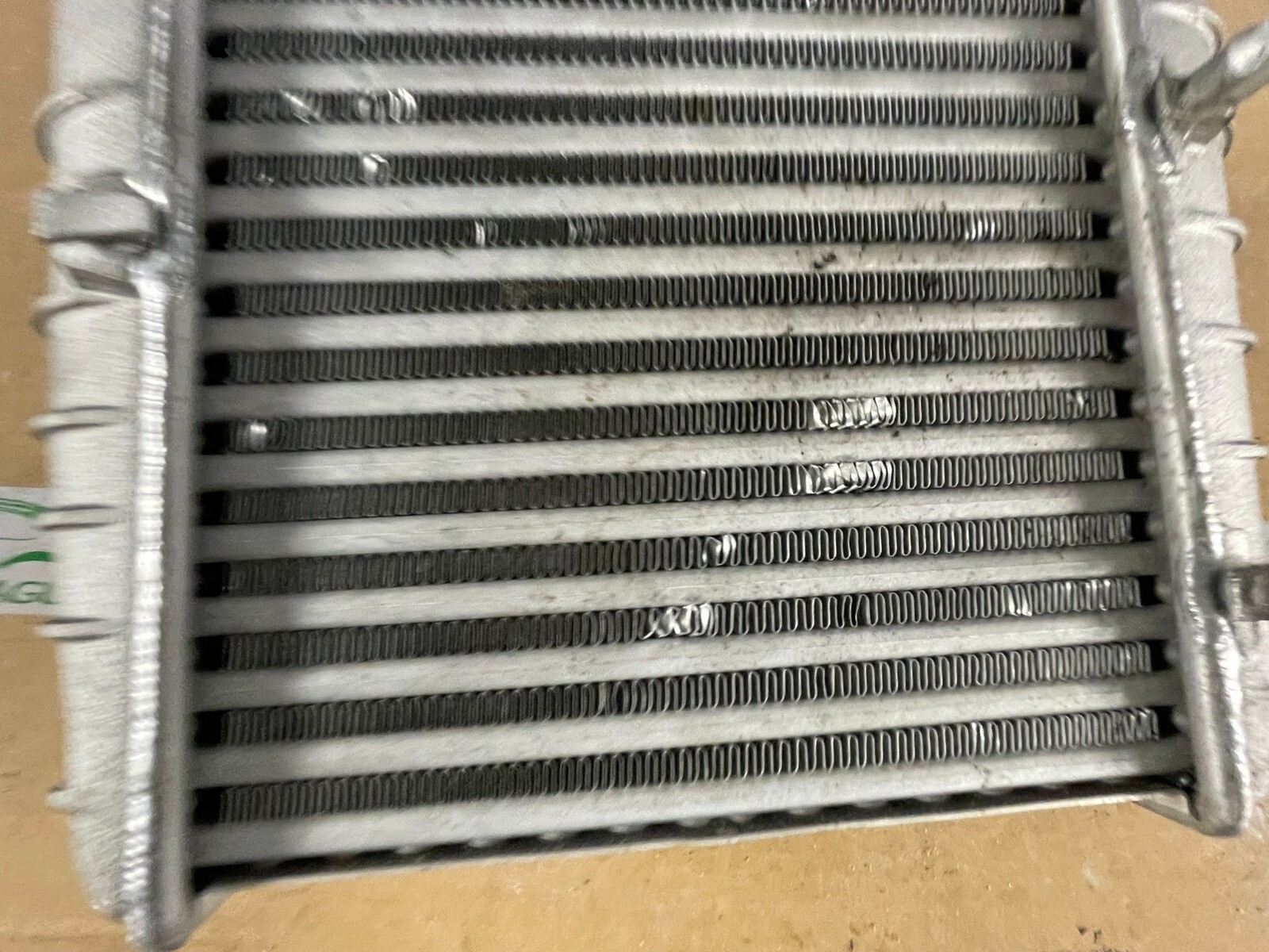 ŠKODA SUPERB VW PASSAT LADELUFT TURBOKÜHLER V6 2.5 TDI RECHTS 3B0145806 ORIG. - Obrázek 15