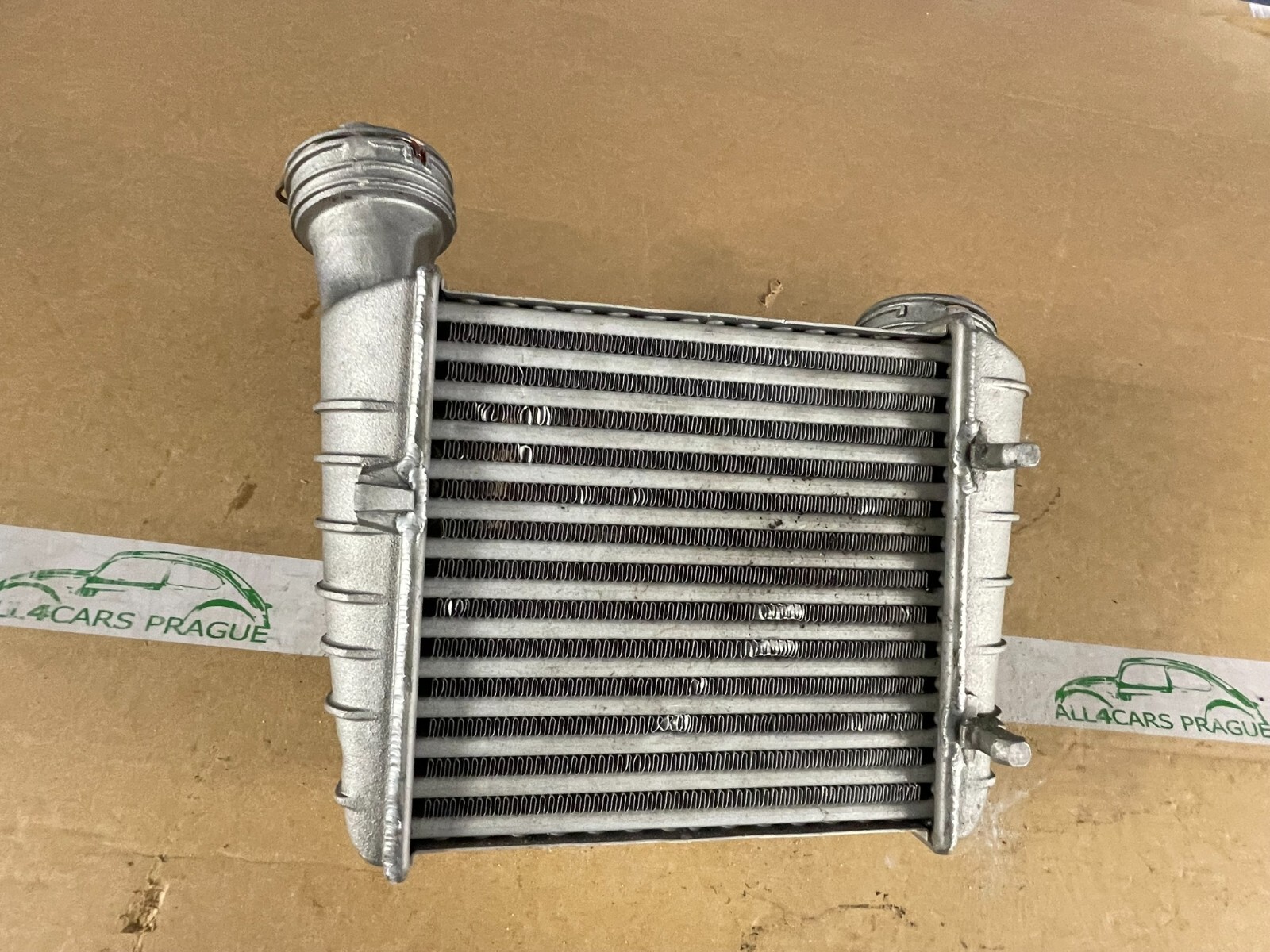 ŠKODA SUPERB VW PASSAT LADELUFT TURBOKÜHLER V6 2.5 TDI RECHTS 3B0145806 ORIG. - Obrázek 18