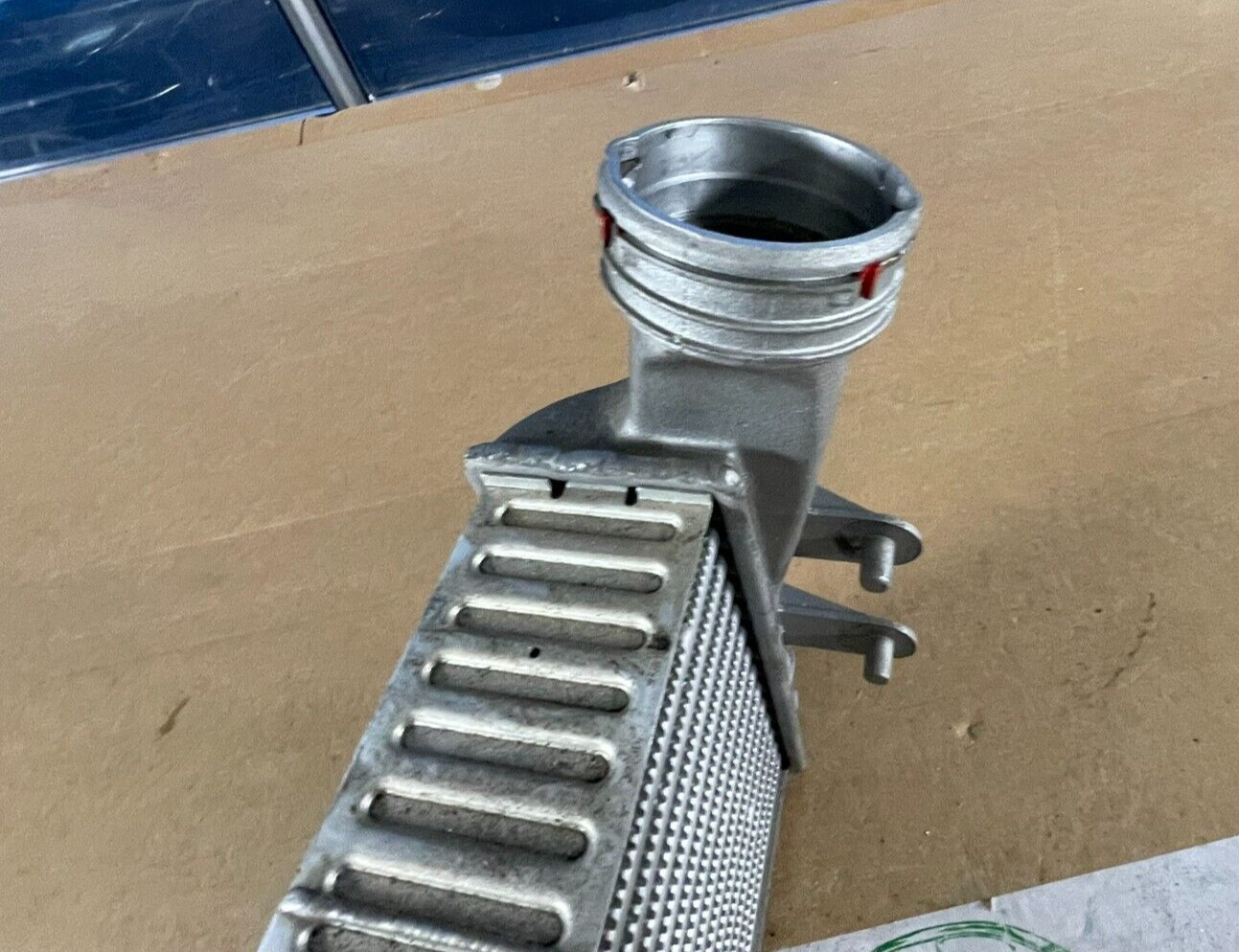 ŠKODA SUPERB VW PASSAT LADELUFT TURBOKÜHLER V6 2.5 TDI RECHTS 3B0145806 ORIG. - Obrázek 7