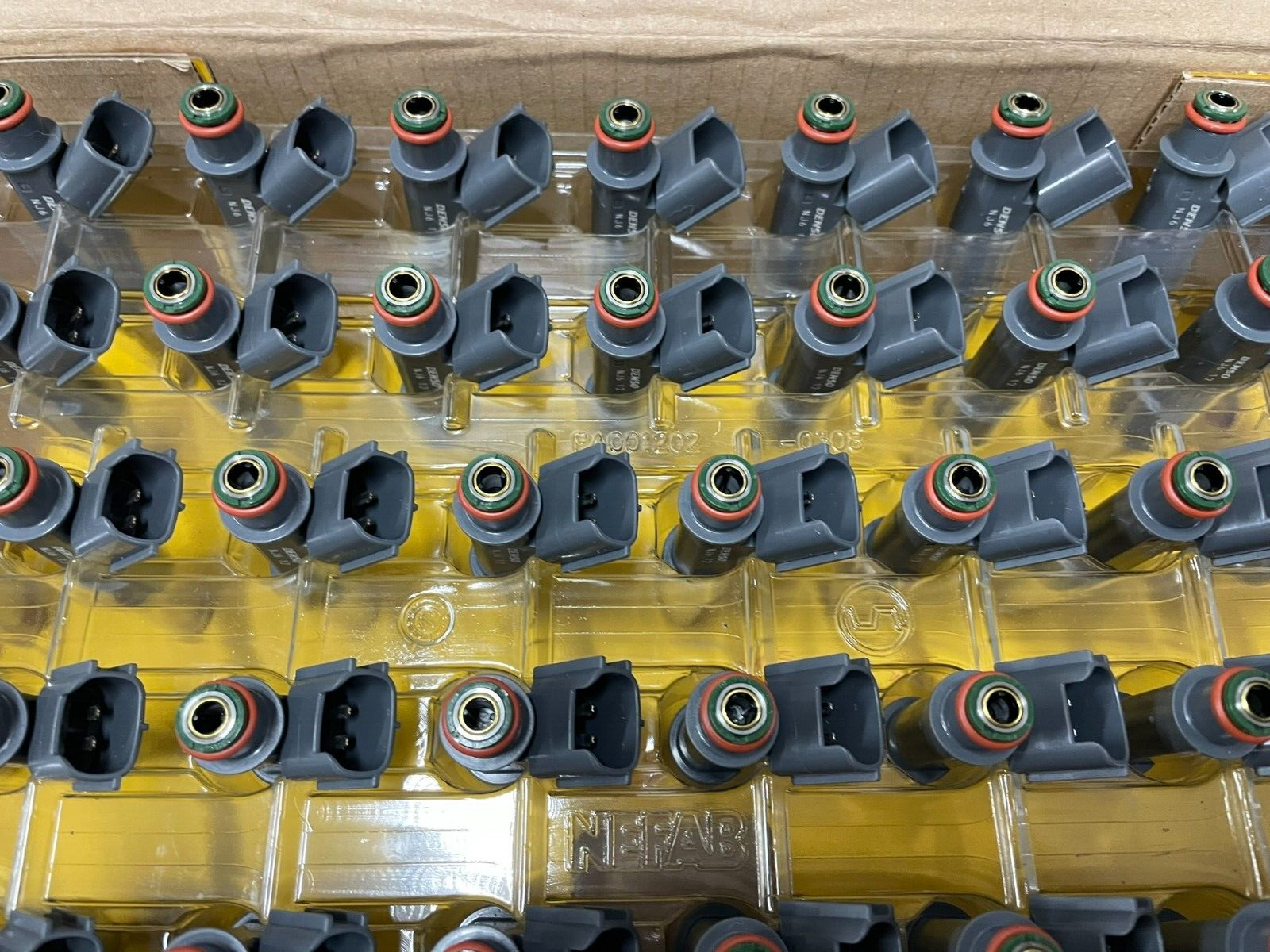 TOYOTA C-HR , COROLLA BENZIN EINSPRITZDÜSE, INJEKTOR 23250-0T110 NJ612 ORIG.NEU