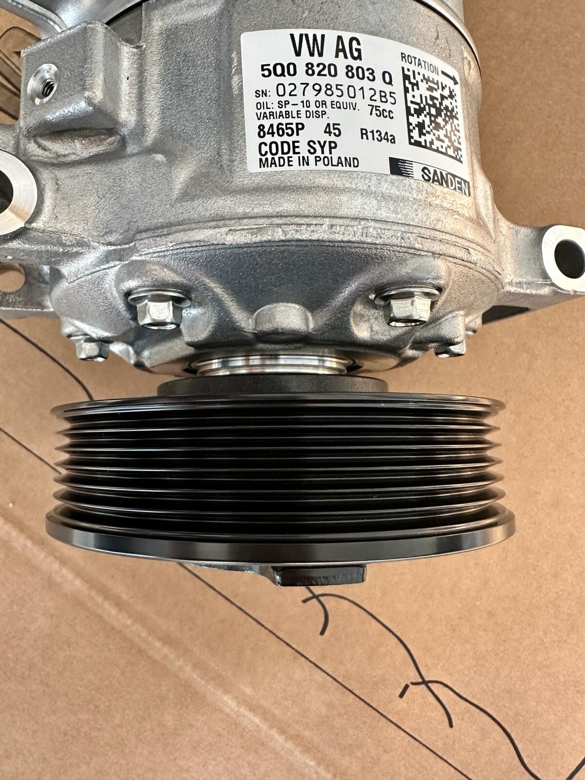 VW AC KLIMAKOMPRESSOR VW SKODA SEAT KLIMAKOMPRESSOR 5Q0820803Q ORIG.NEU TEIL !!! - Obrázek 4