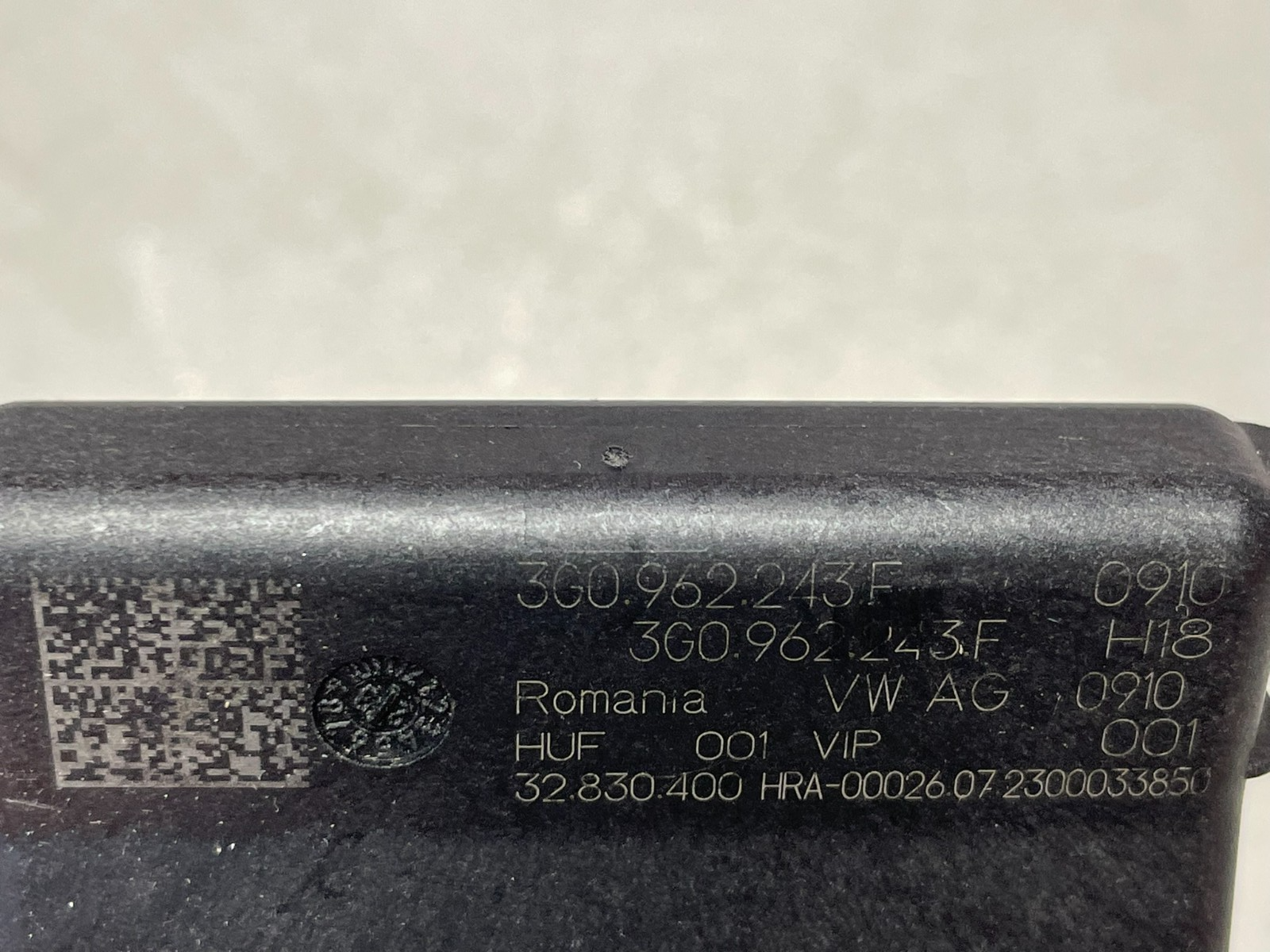 VW AUDI STEUERGERÄT FÜR HECKKLAPPENÖFFNUNG EASY OPEN 3G0962243F FAST NEU ORIG. ! - Obrázek 3