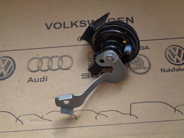 VW FANFARE SIGNALHORN 1K0951223A 5C0951223C Fast Neu demont v Test Wagen Orig.!