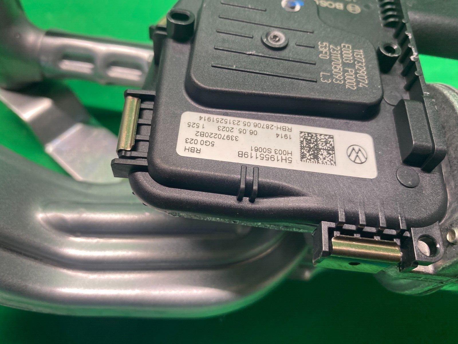 VW GOLF 8 WISCHERMOTOR GESTÄNGE VORNE 5H1955023D 5H1955119B KOMPLET NEU VW TEIL - Obrázek 9