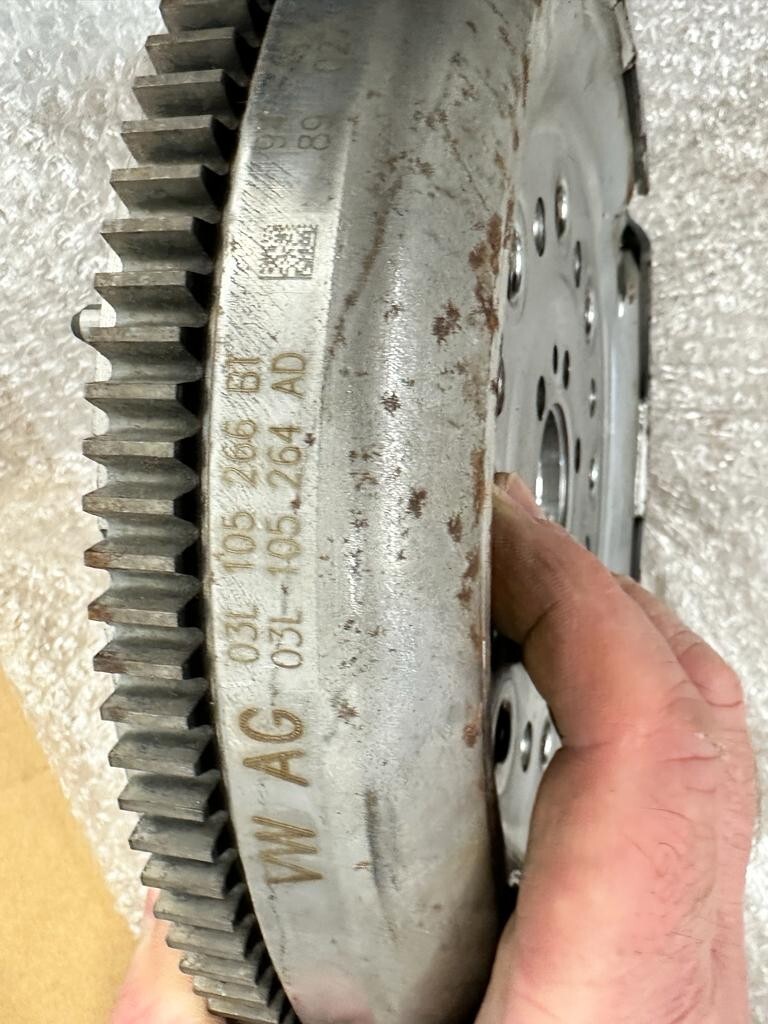 VW KUPPLUNGSSATZ MIT SCHWUNGRAD 04L141031C - 03L105264AD - 03L141025K - Obrázek 6