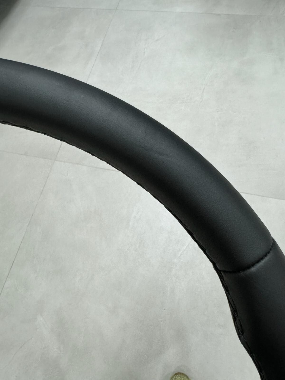 VW MULTIFUNKTIONS SPORT LEDER LENKRAD BEHEIZT MIT R LOGO 5H0419089HP Fast Neu... - Obrázek 13