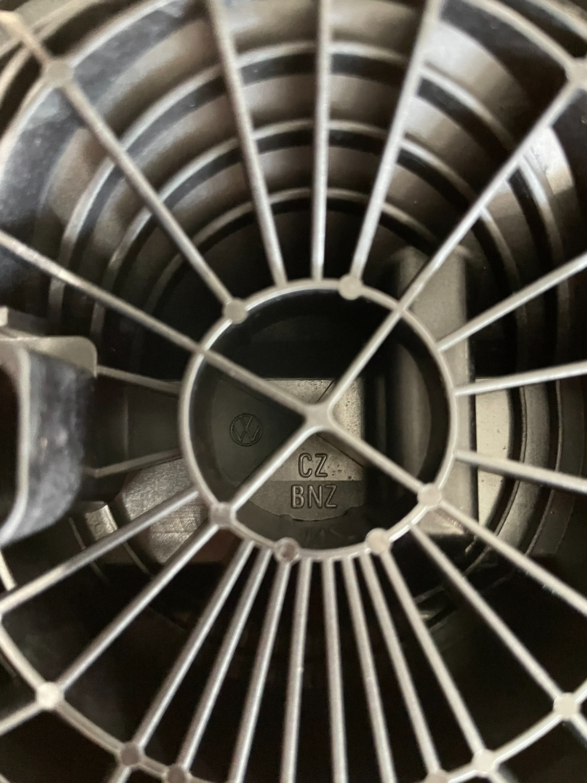 VW PASSAT ARTEON GOLF SPORTSVAN HECKKLAPPENÖFFNER LOGO 510827469 TEST CAR DEMONT - Obrázek 15