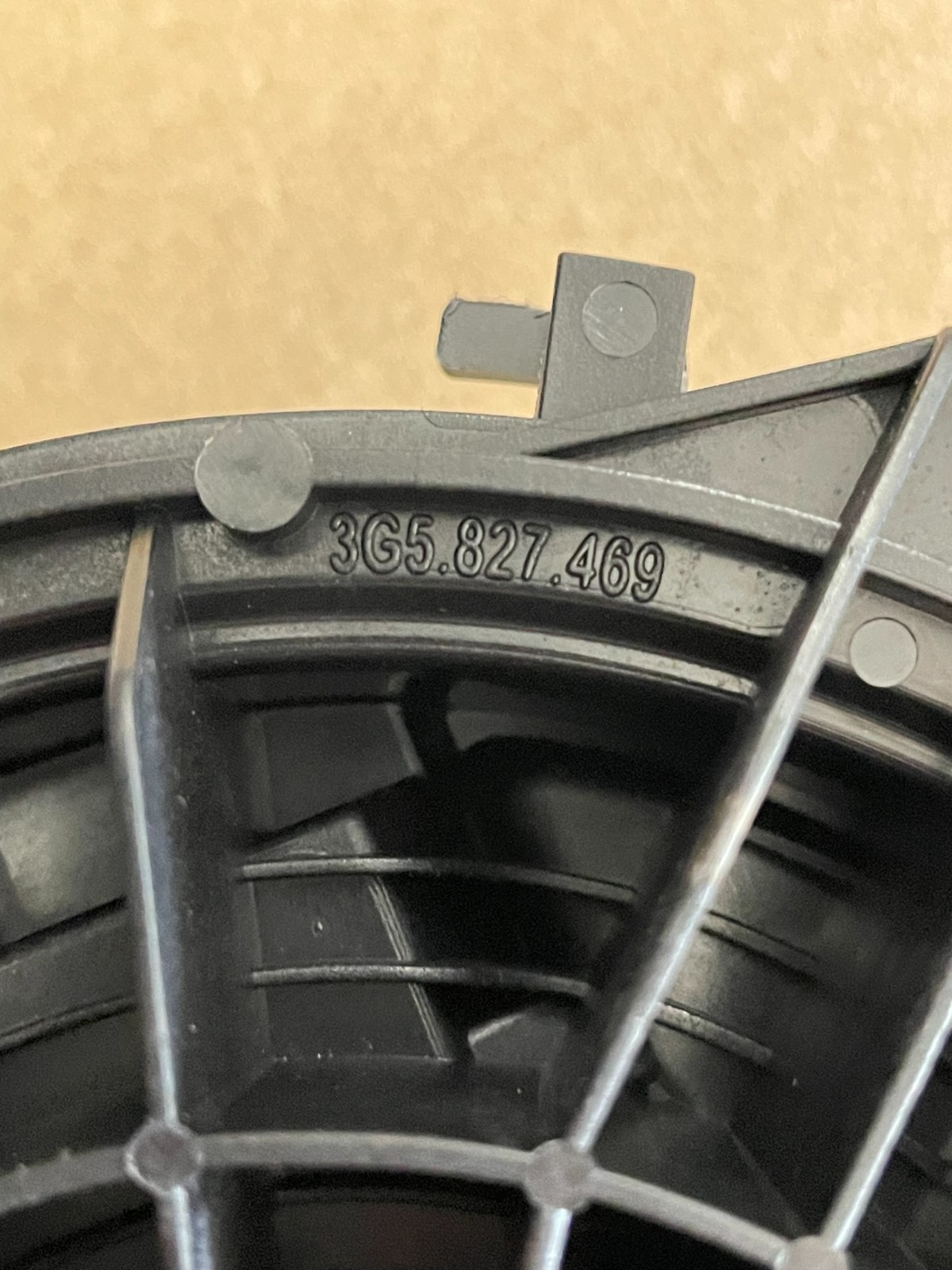 VW PASSAT ARTEON GOLF SPORTSVAN HECKKLAPPENÖFFNER LOGO 510827469 TEST CAR DEMONT - Obrázek 18