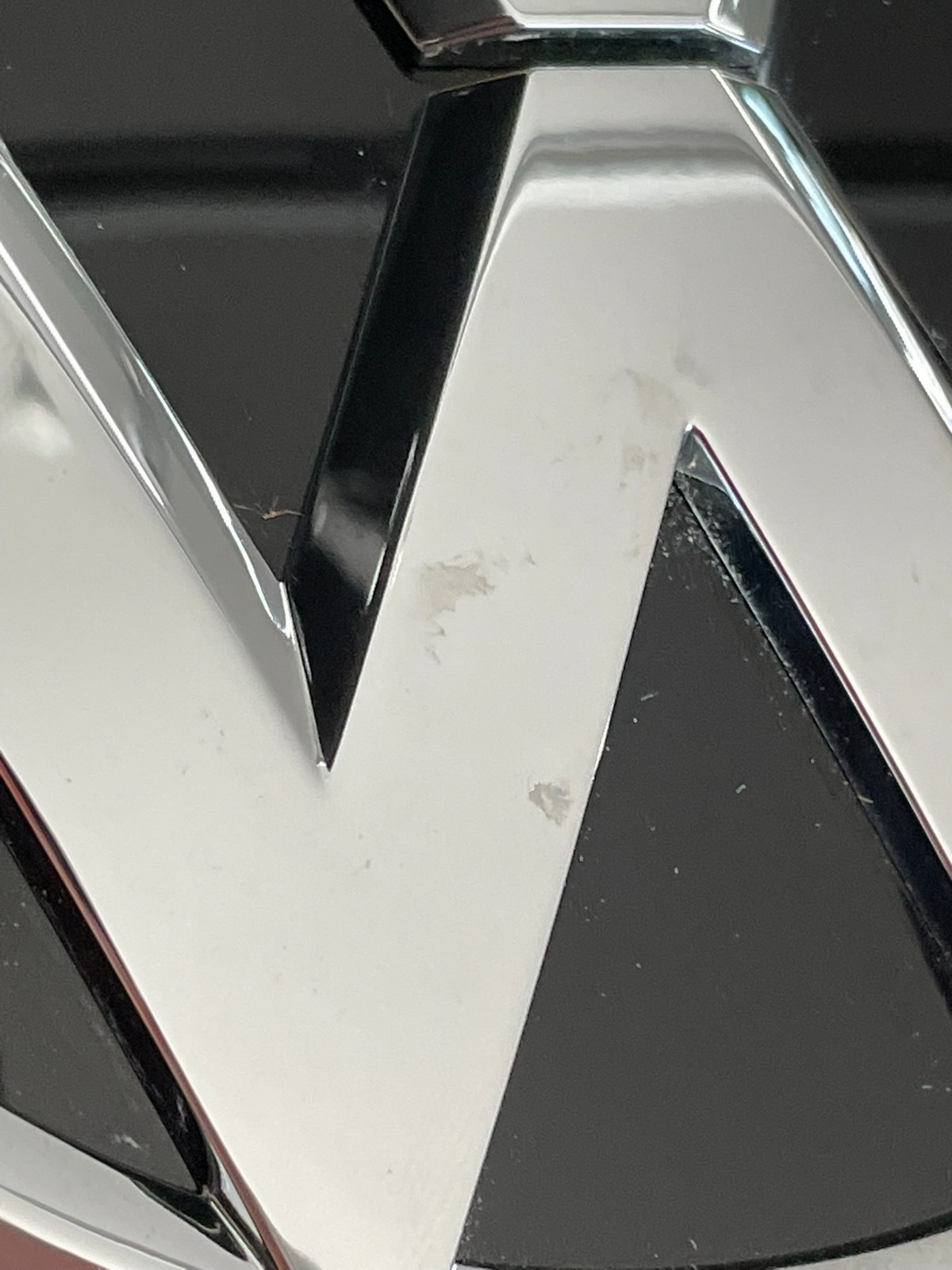 VW PASSAT ARTEON GOLF SPORTSVAN HECKKLAPPENÖFFNER LOGO 510827469 TEST CAR DEMONT - Obrázek 8