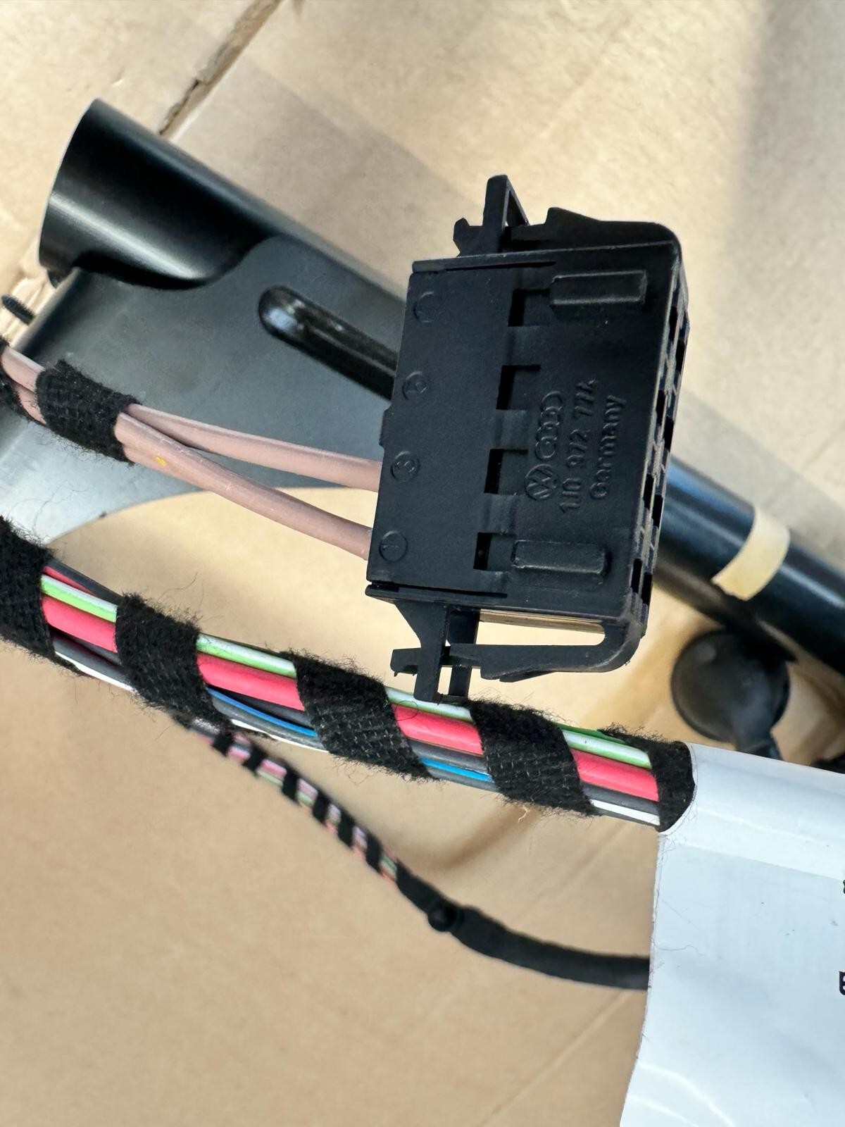 VW PASSAT B8 VARIANT ANHÄNGERKUPPLUNG ELEKTRISCH SCHWENKBAR 3G9803881F NEU ORIG! - Obrázek 14