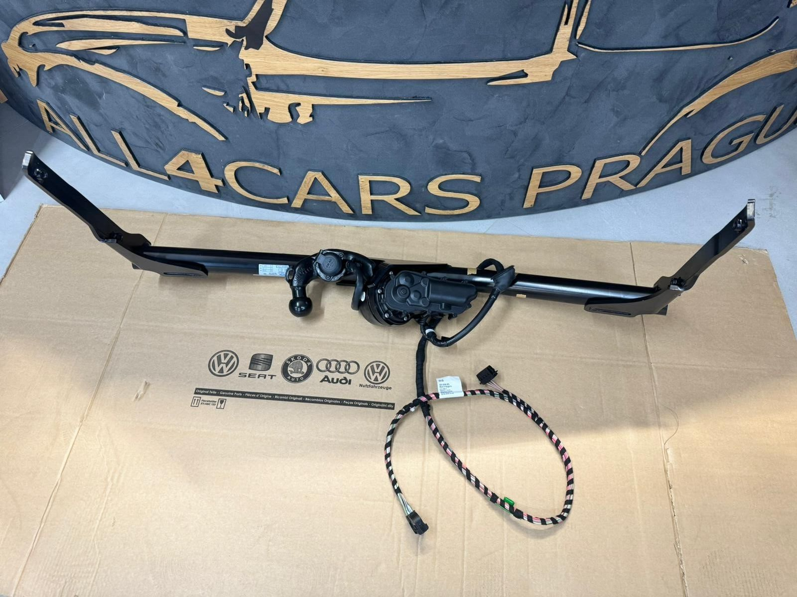 VW PASSAT B8 VARIANT ANHÄNGERKUPPLUNG ELEKTRISCH SCHWENKBAR 3G9803881F NEU ORIG! - Obrázek 19