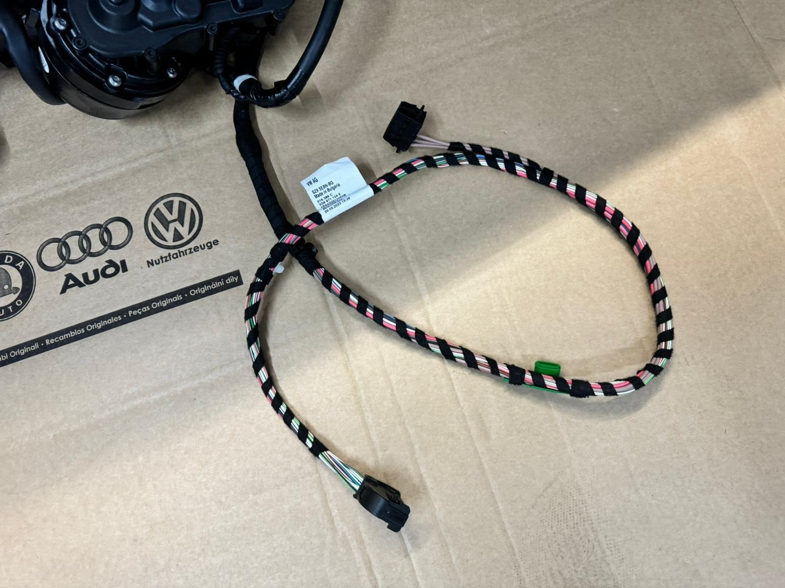 VW PASSAT B8 VARIANT ANHÄNGERKUPPLUNG ELEKTRISCH SCHWENKBAR 3G9803881F NEU ORIG! - Obrázek 20