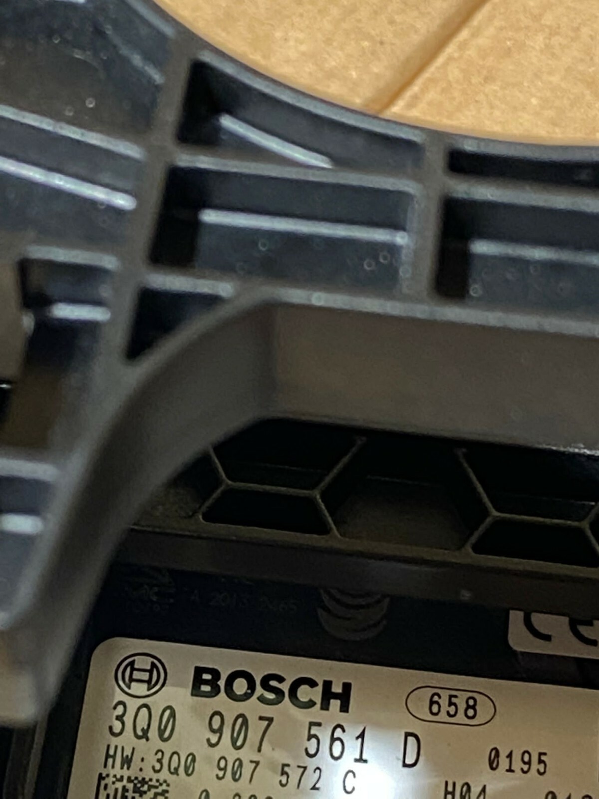 VW Passat / Skoda Superb ACC Radar Abstandsregelung Distronic 3Q0 907 561 D - Obrázek 5