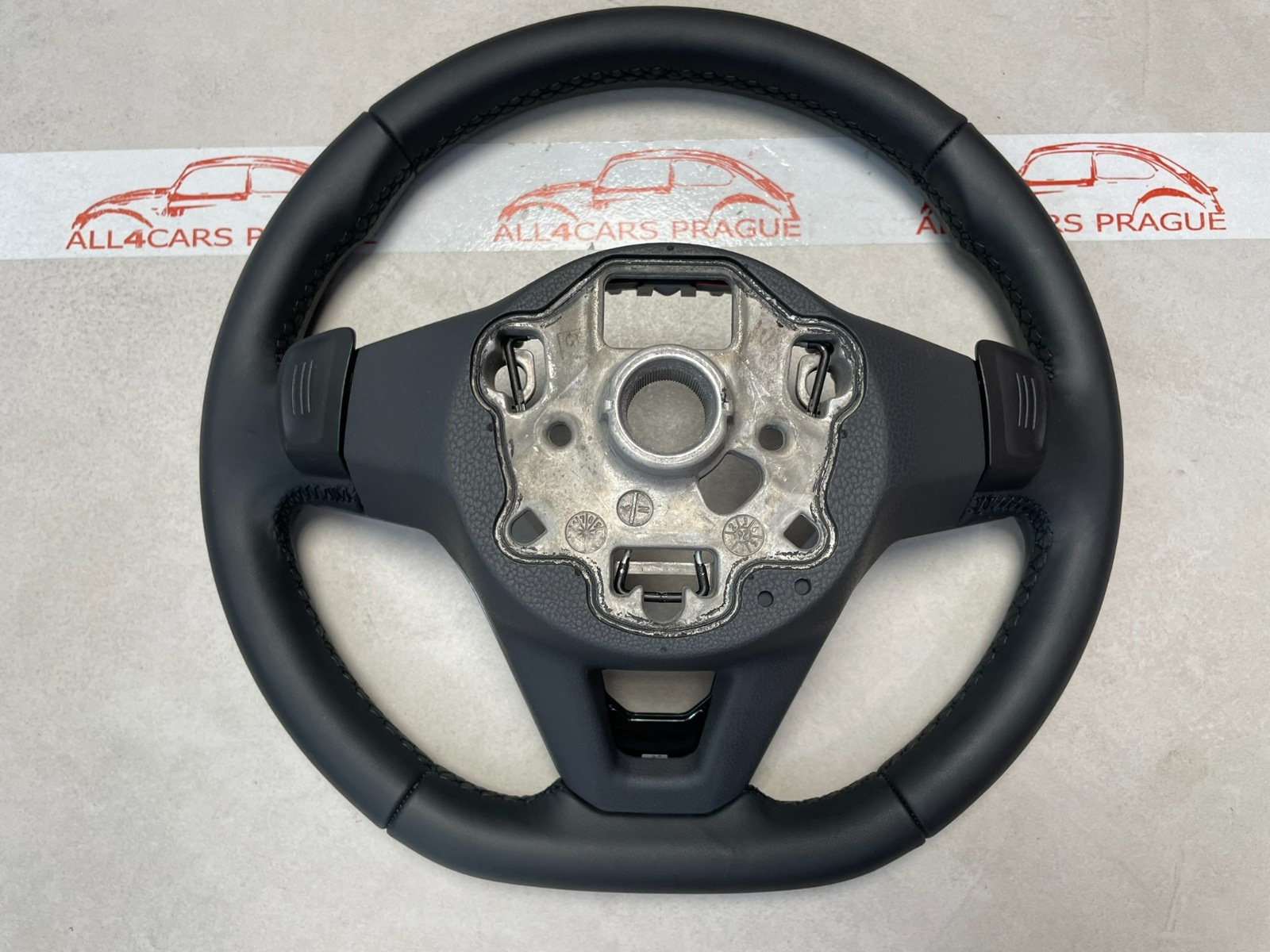 VW TIGUAN GOLF 8 MULTIFUNKTIONSLENKRAD LEDER MIT SCHALTWIPP 5H0419089KN FAST NEU - Obrázek 15