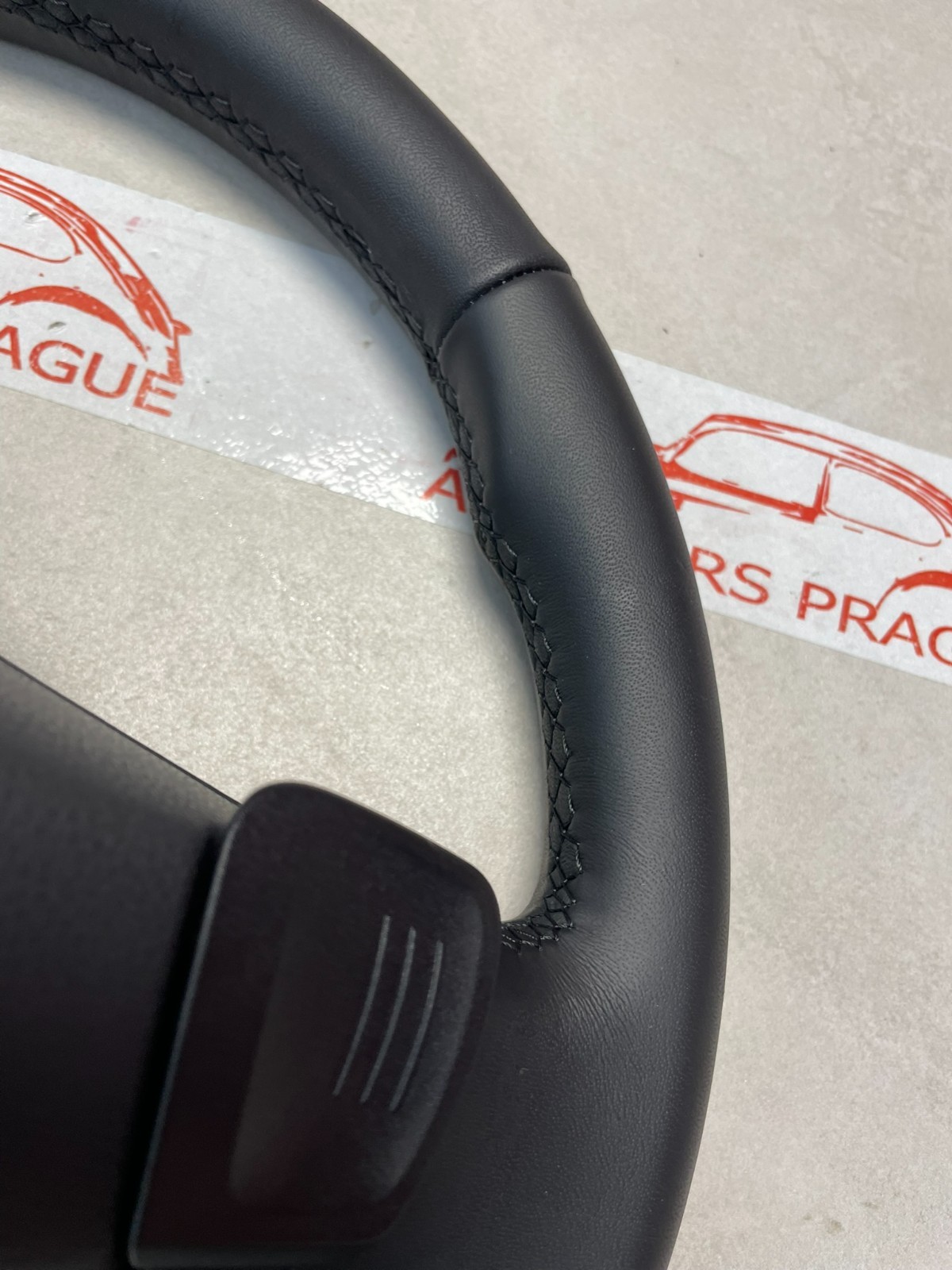 VW TIGUAN GOLF 8 MULTIFUNKTIONSLENKRAD LEDER MIT SCHALTWIPP 5H0419089KN FAST NEU - Obrázek 17