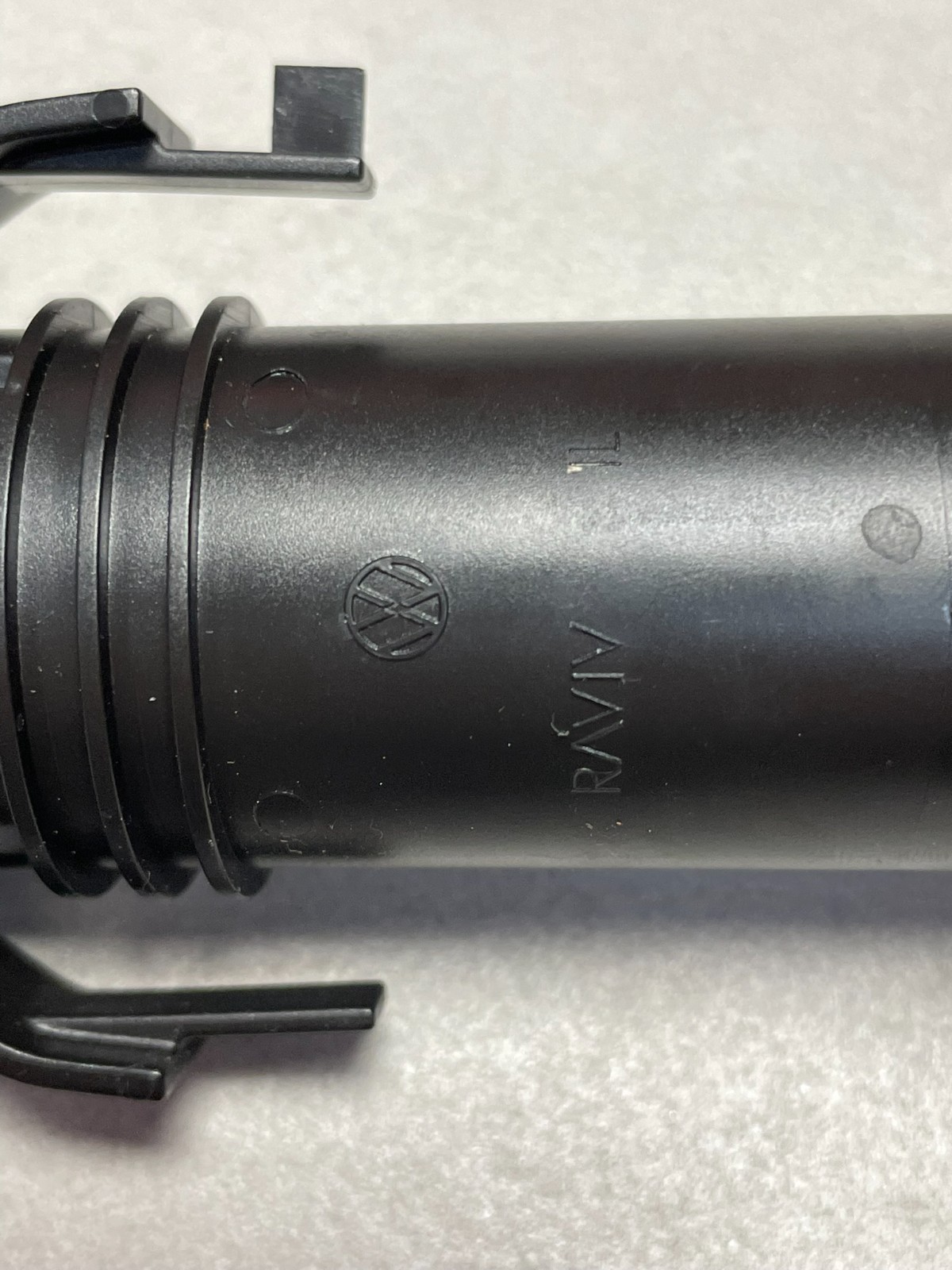 VW TOUAREG 7P HUBZYLINDER MIT DÜSENTRÄGER UND SPRITZDÜSE 7P6955103A ! - Obrázek 7