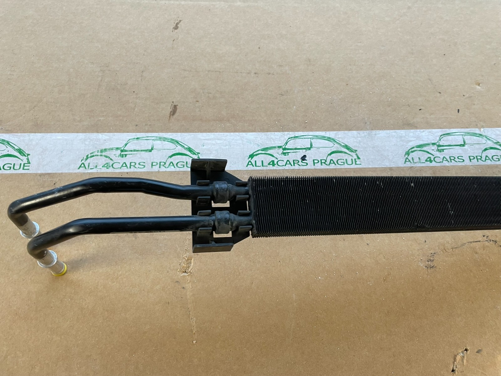 VW TOUAREG 7P ÖL KÜHLER SERVO ÖL KÜHLER 7P5422885A DEMONT VOM TEST WAGEN ORIG VW - Obrázek 15