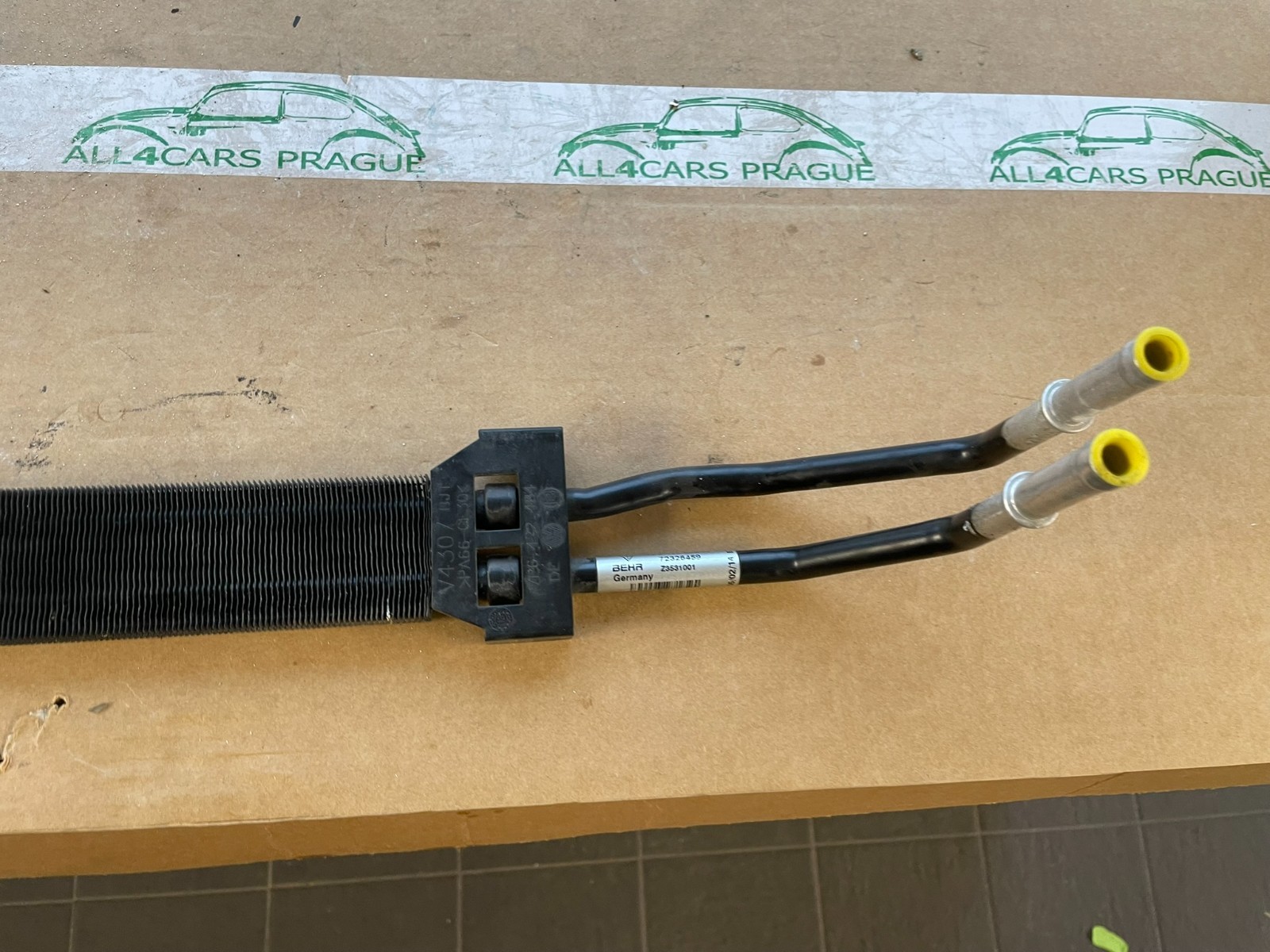 VW TOUAREG 7P ÖL KÜHLER SERVO ÖL KÜHLER 7P5422885A DEMONT VOM TEST WAGEN ORIG VW - Obrázek 10