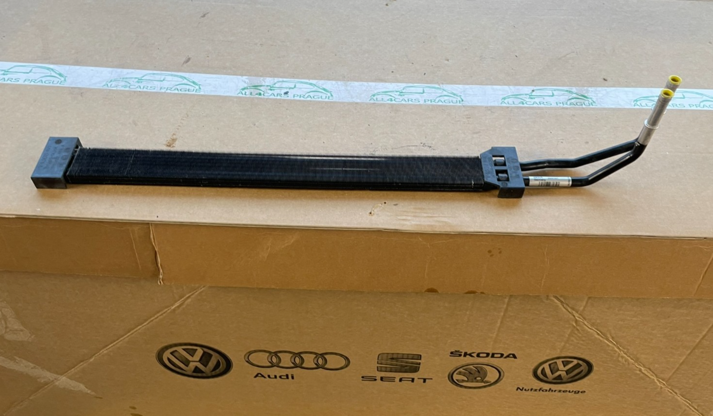 VW TOUAREG 7P ÖL KÜHLER SERVO ÖL KÜHLER 7P5422885A DEMONT VOM TEST WAGEN ORIG VW