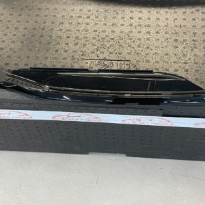 VW TOUAREG CR7 SCHENWERFER REPARATURSATZ RECHTS 761998120E ORIGINAL VW TEIL