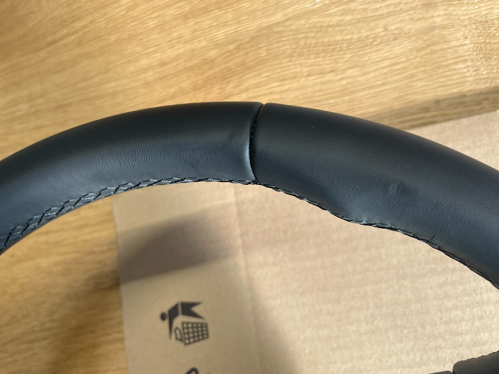 VW TOUAREG III CR7 SPORT LEDER LENKRAD R 760419089P NUR 3878 KM STAND ORIG VW - Obrázek 20