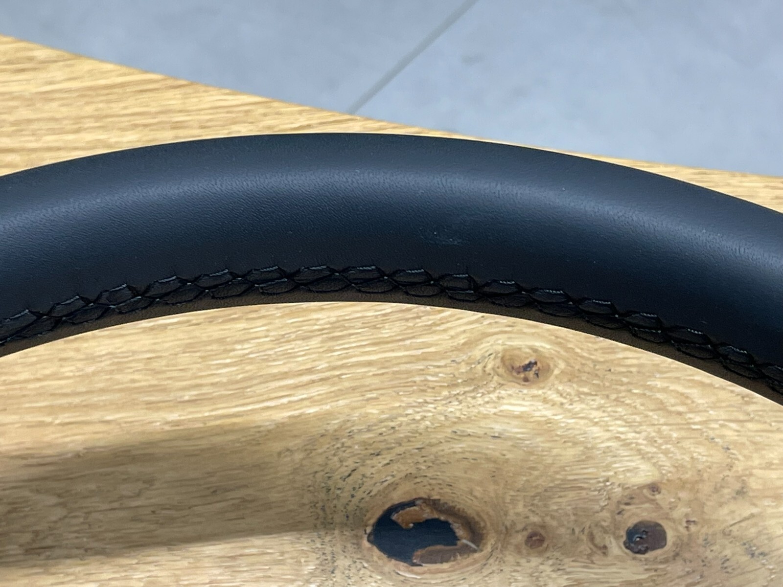 VW TOUAREG MULTIFUNKTIONS LEDER LENKRAD SPORT "R" 760419089Q FAST NEU TEST CAR - Obrázek 14