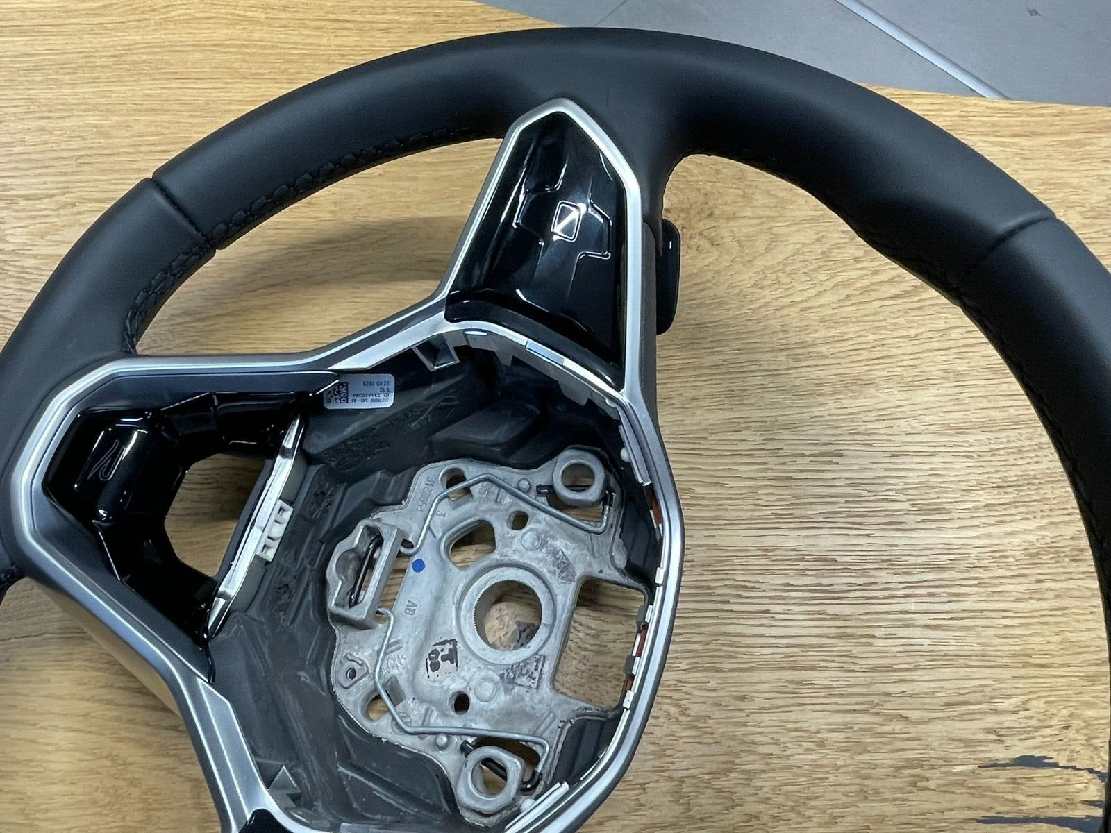 VW TOUAREG MULTIFUNKTIONS LEDER LENKRAD SPORT "R" 760419089Q FAST NEU TEST CAR - Obrázek 18